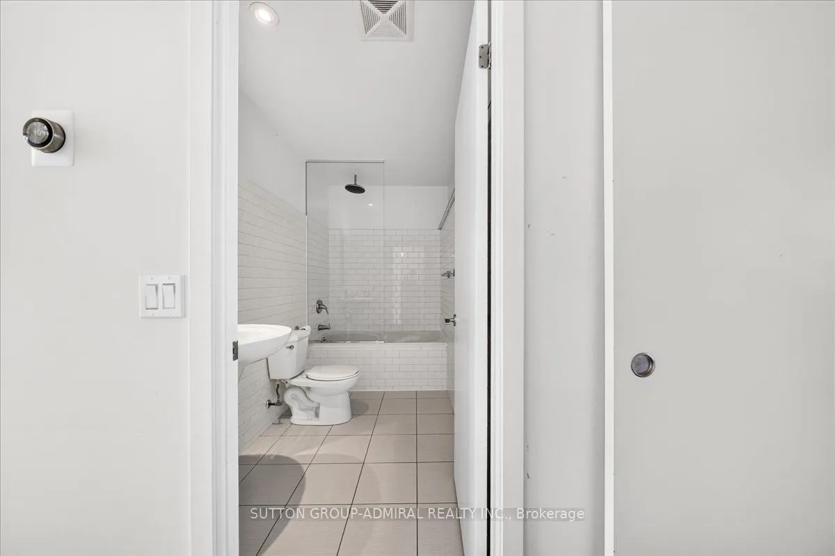 25 Ritchie Avenue #506B