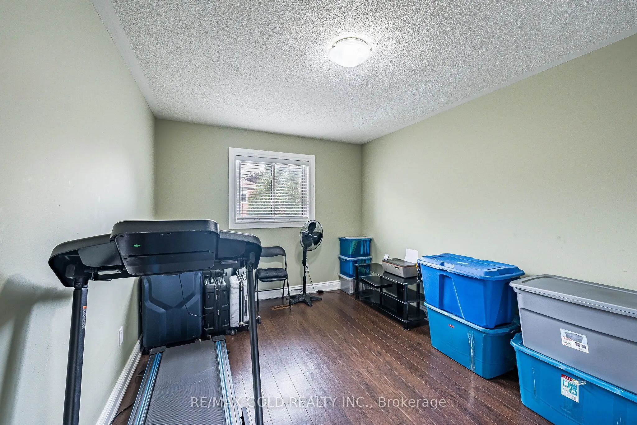 329 Howard Crescent