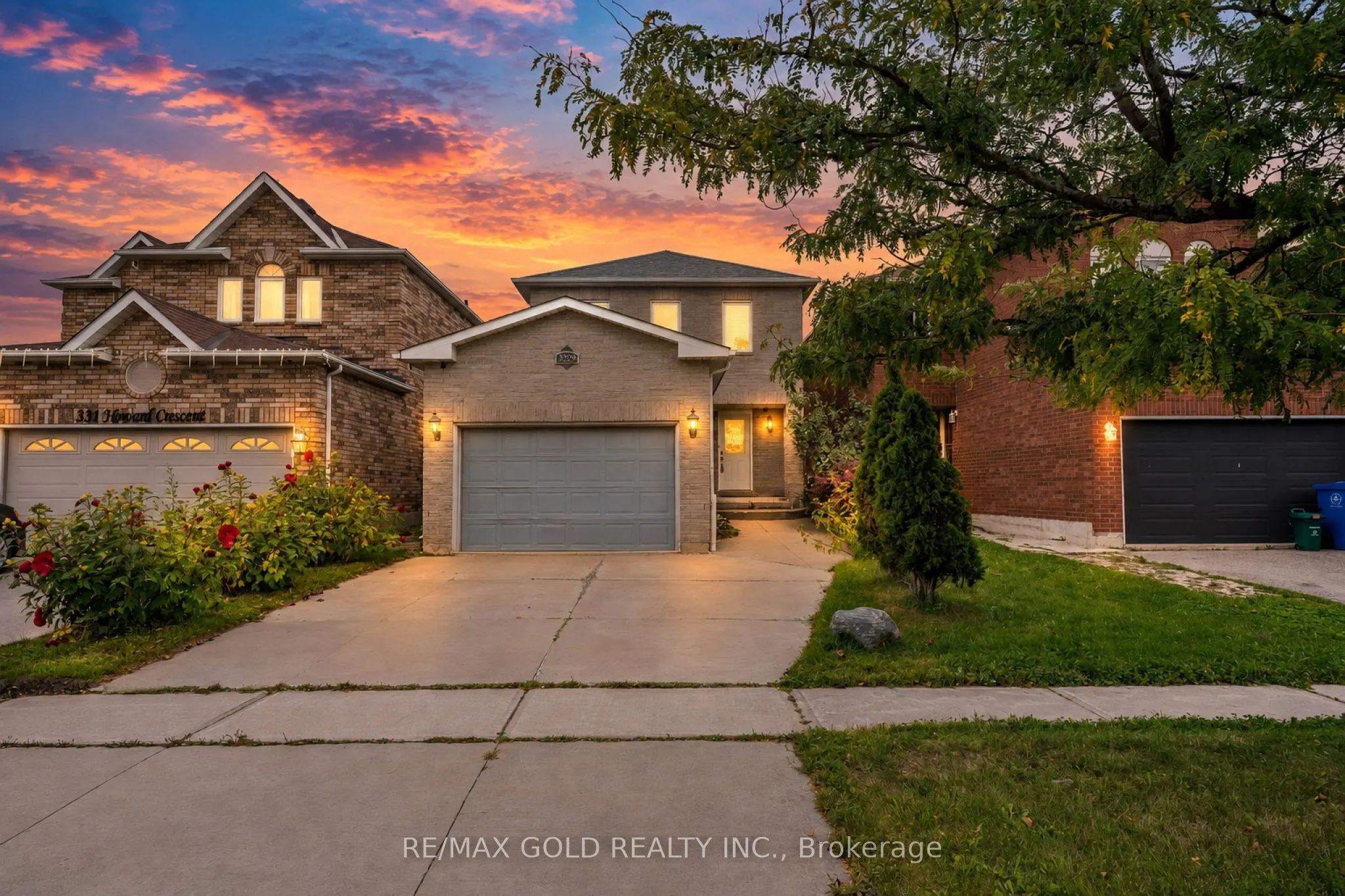 329 Howard Crescent