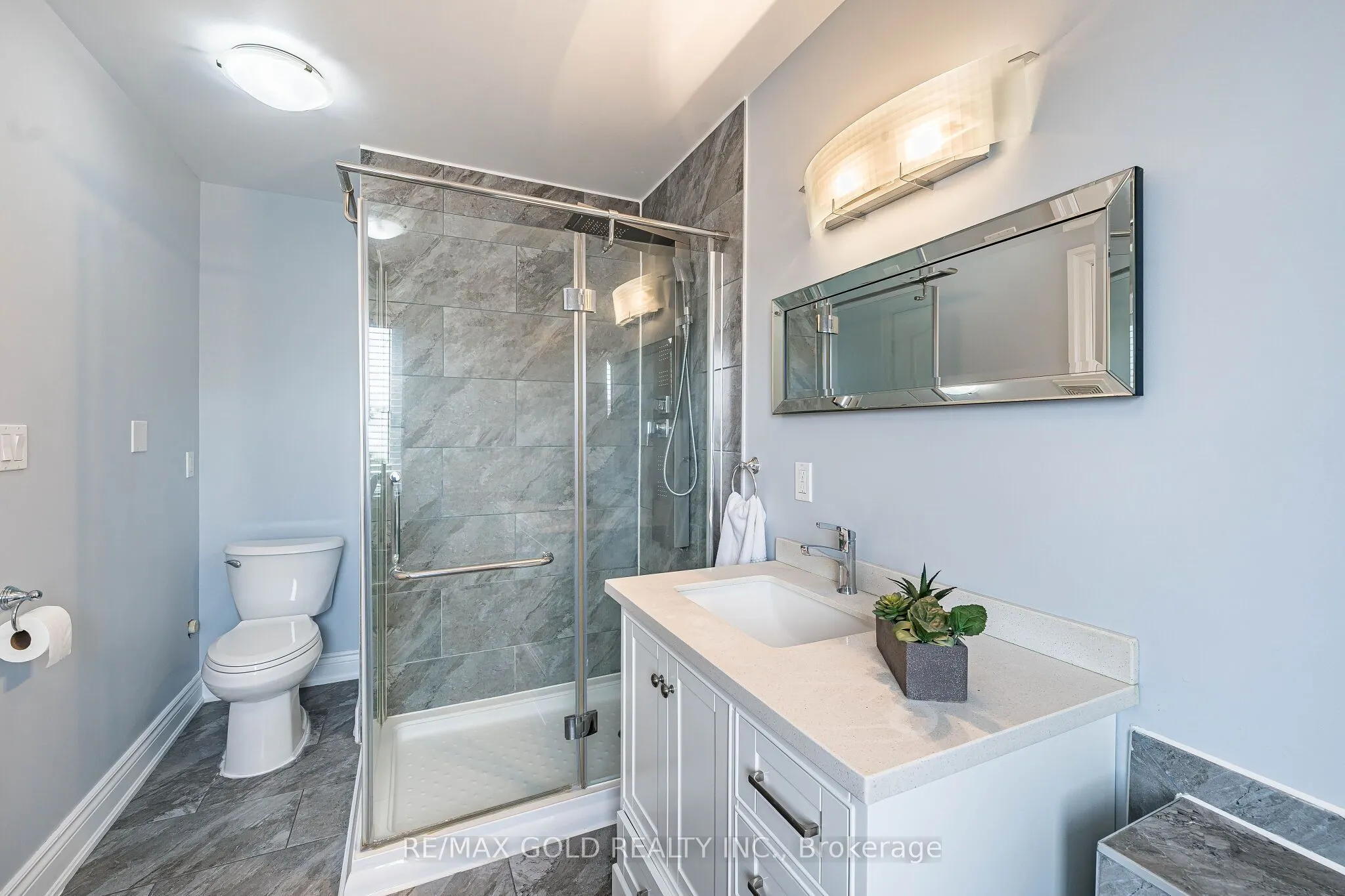 329 Howard Crescent