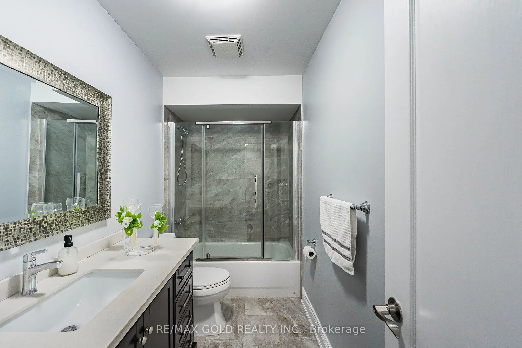 329 Howard Crescent