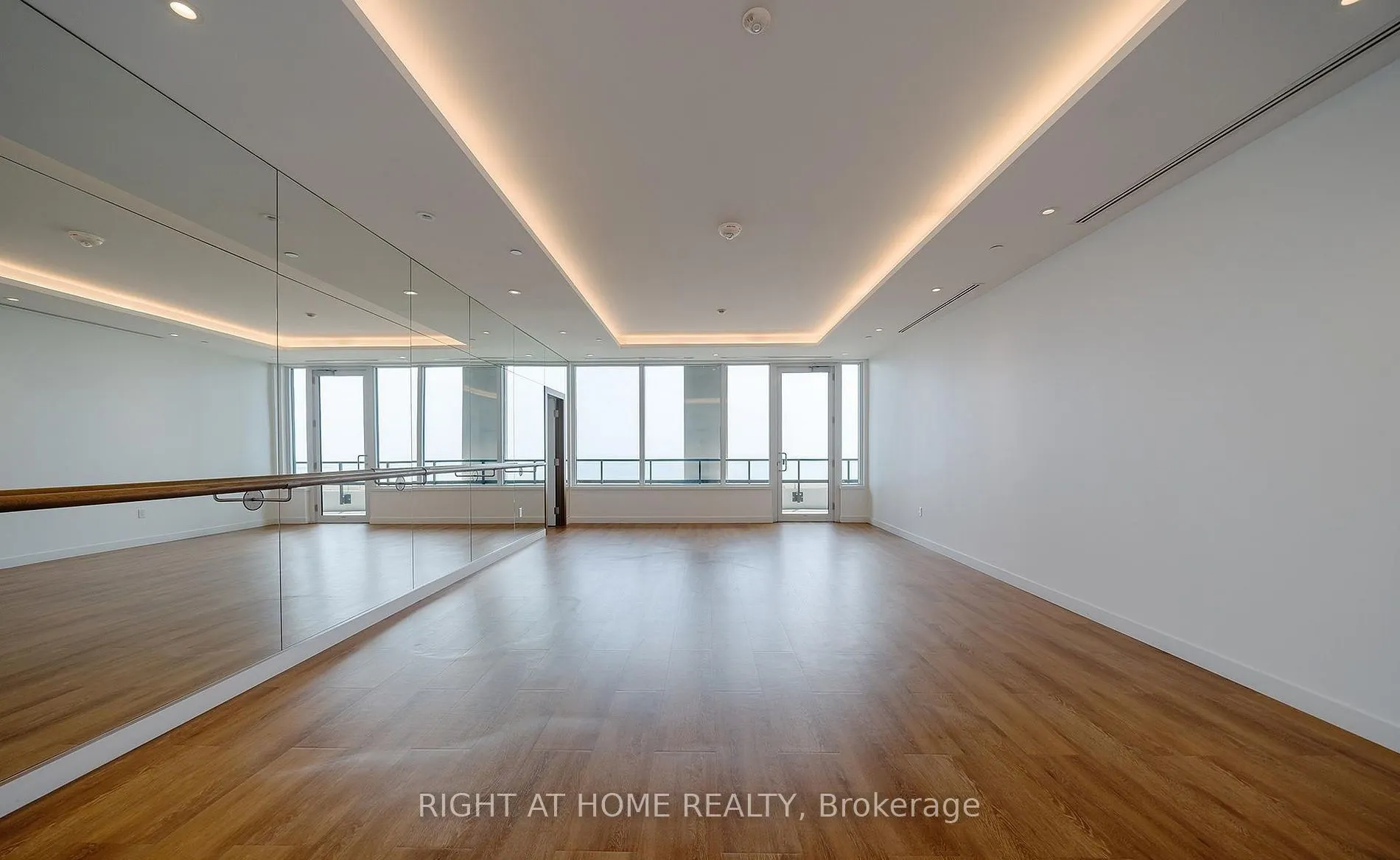 1926 Lake Shore Boulevard W #1203
