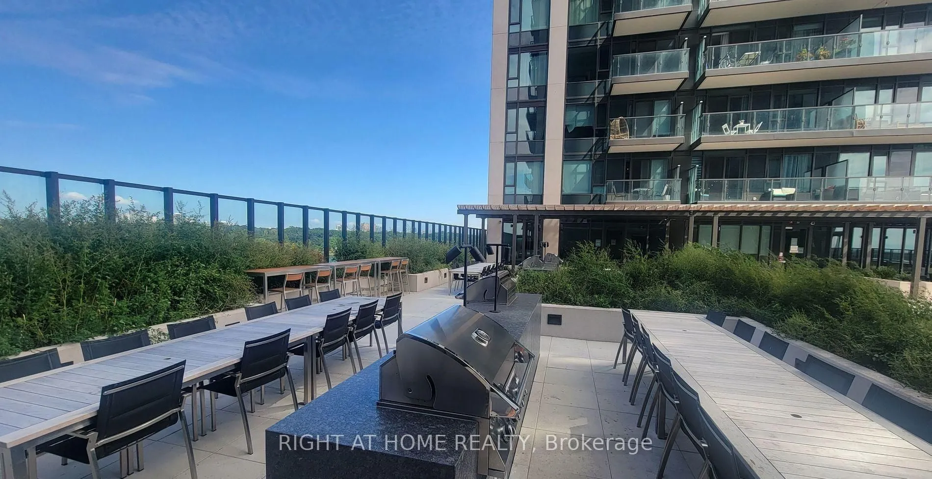 1926 Lake Shore Boulevard W #1203