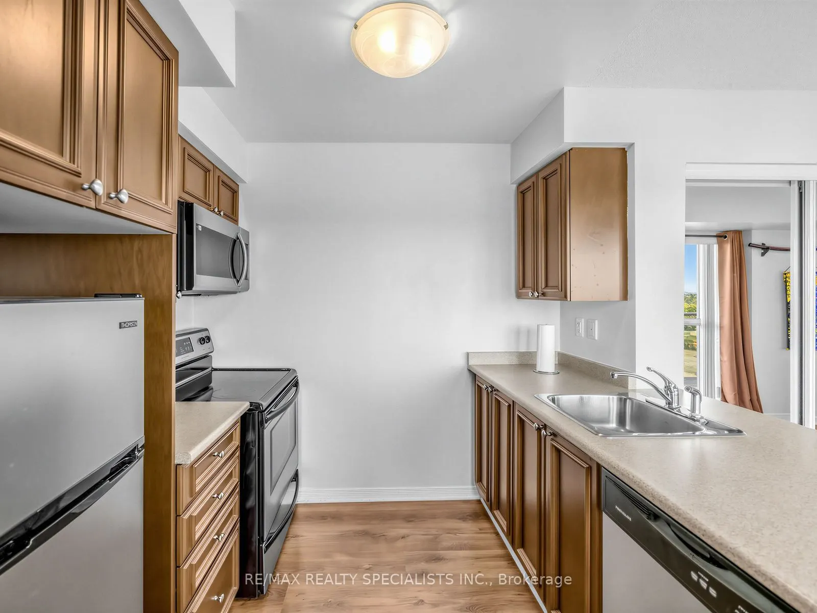 215 Queen Street E #1501