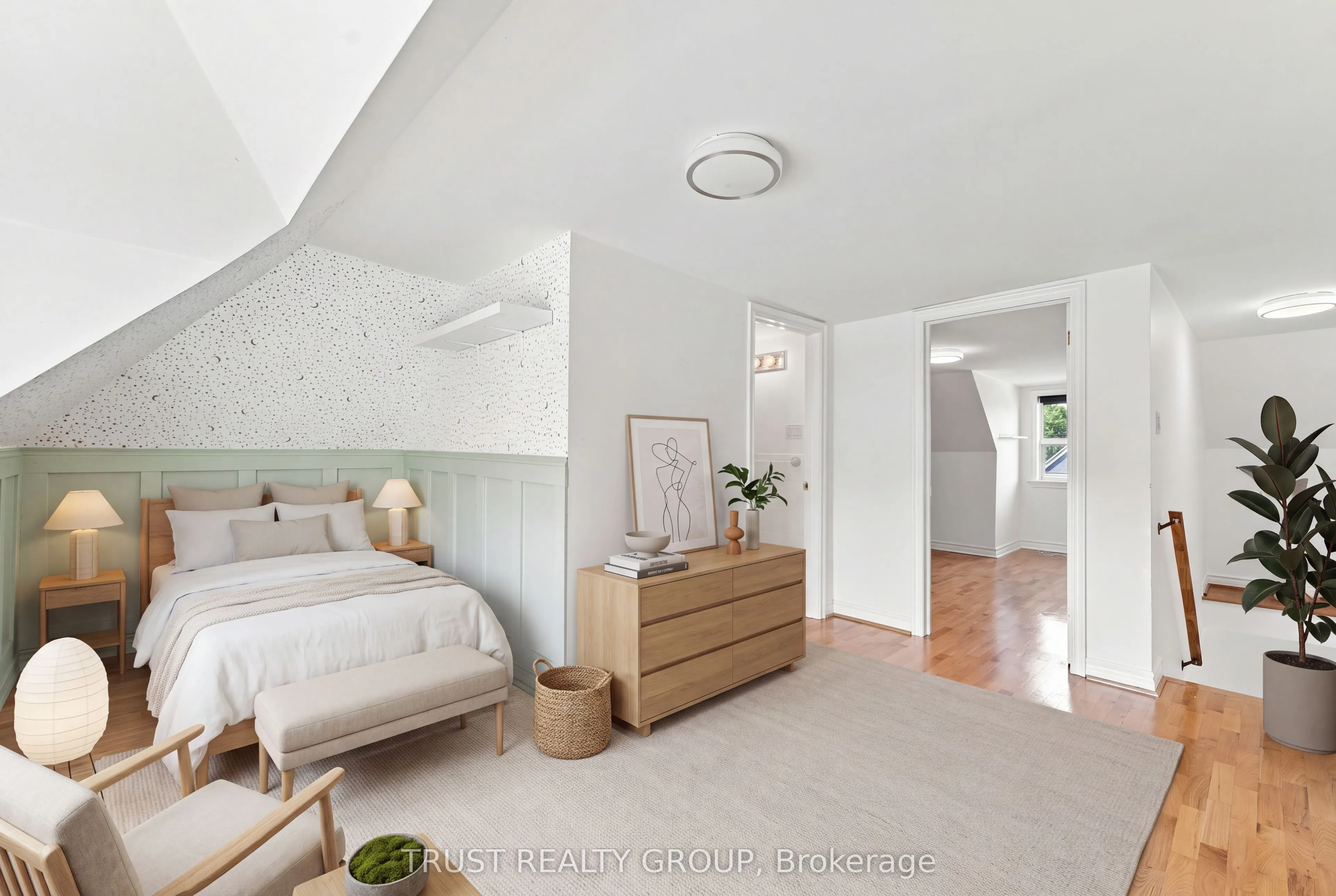 2279 Dundas Street W #2nd & 3rd Floor