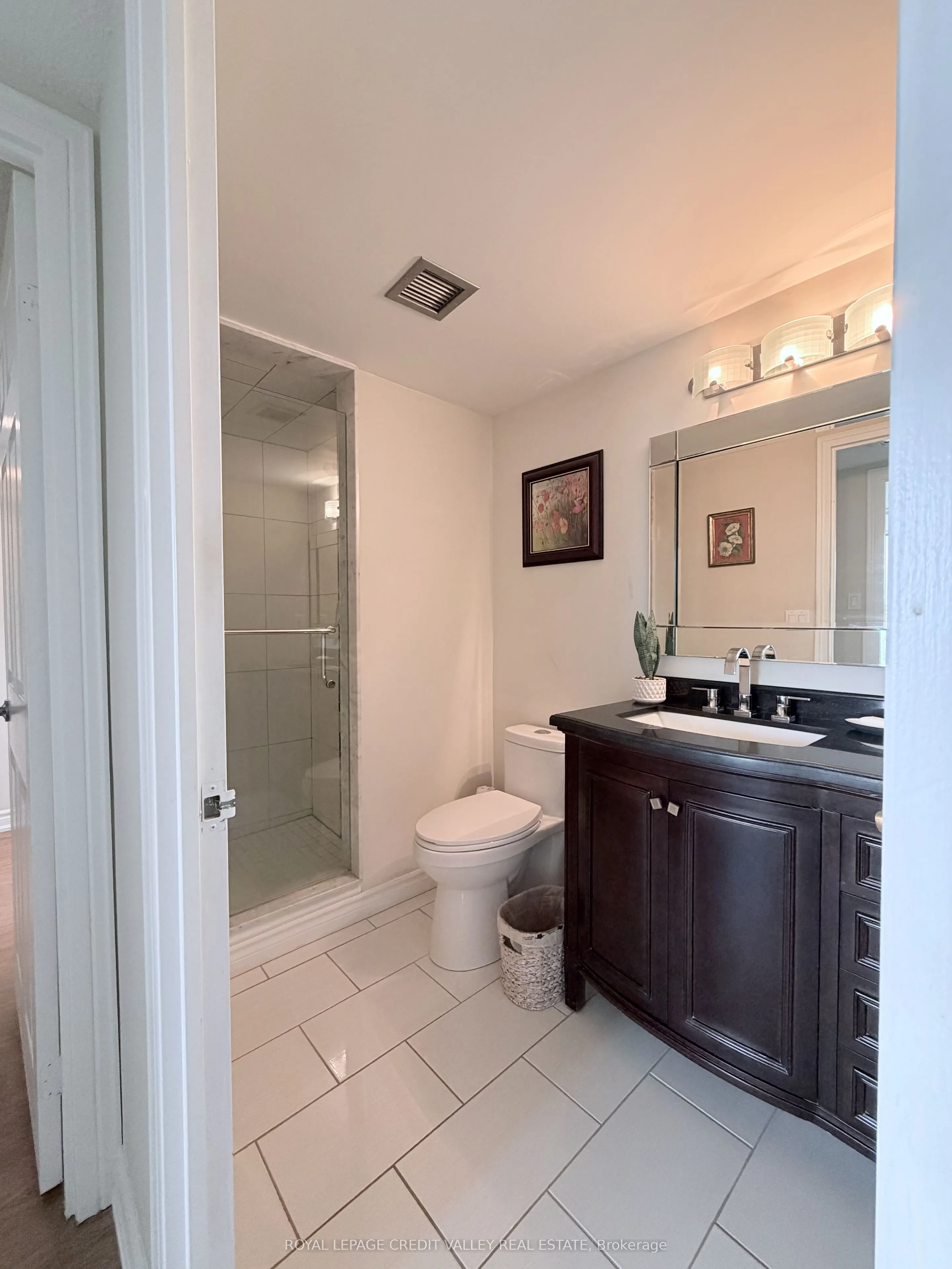 1360 Rathburn Road E #406