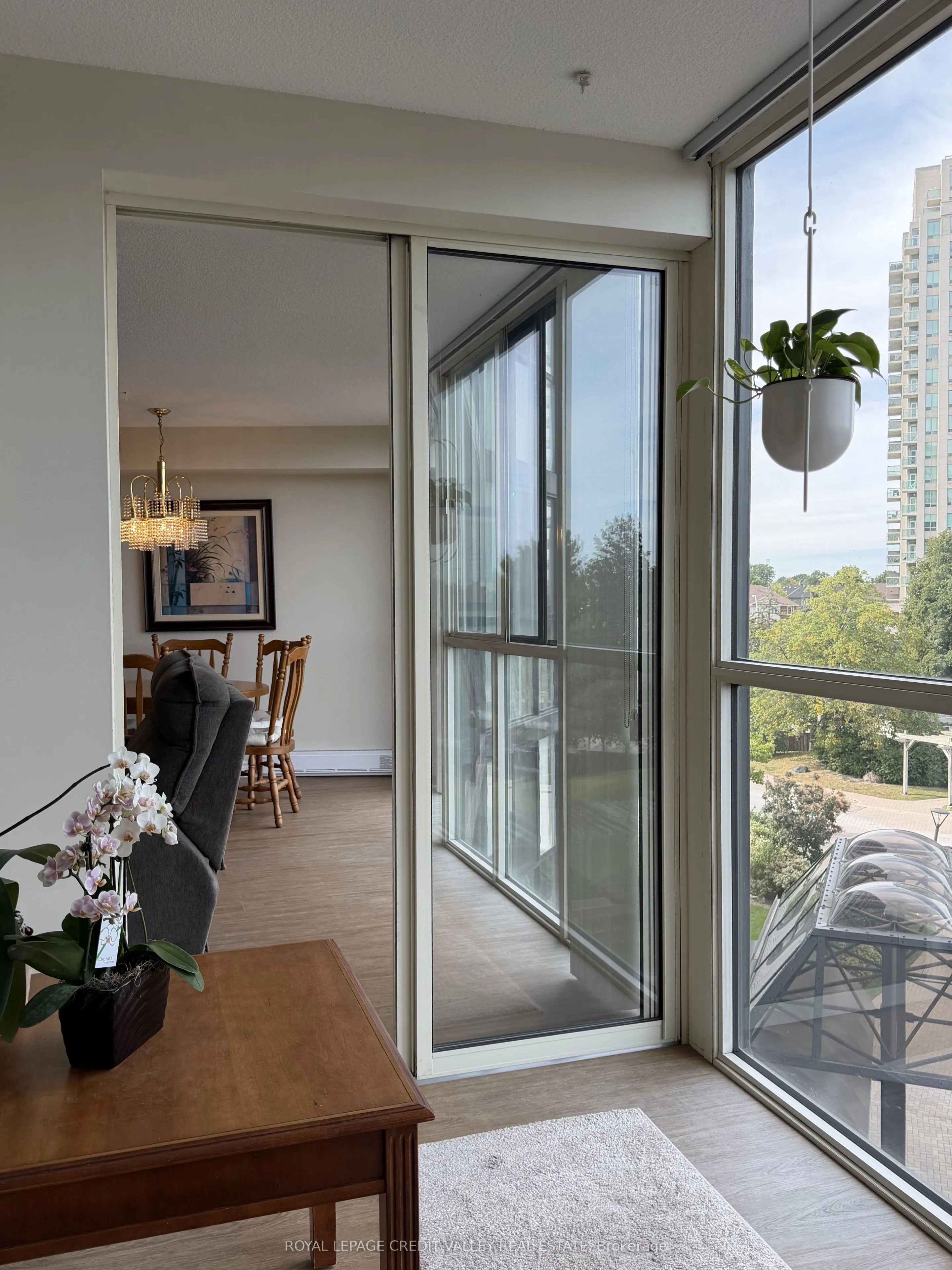 1360 Rathburn Road E #406