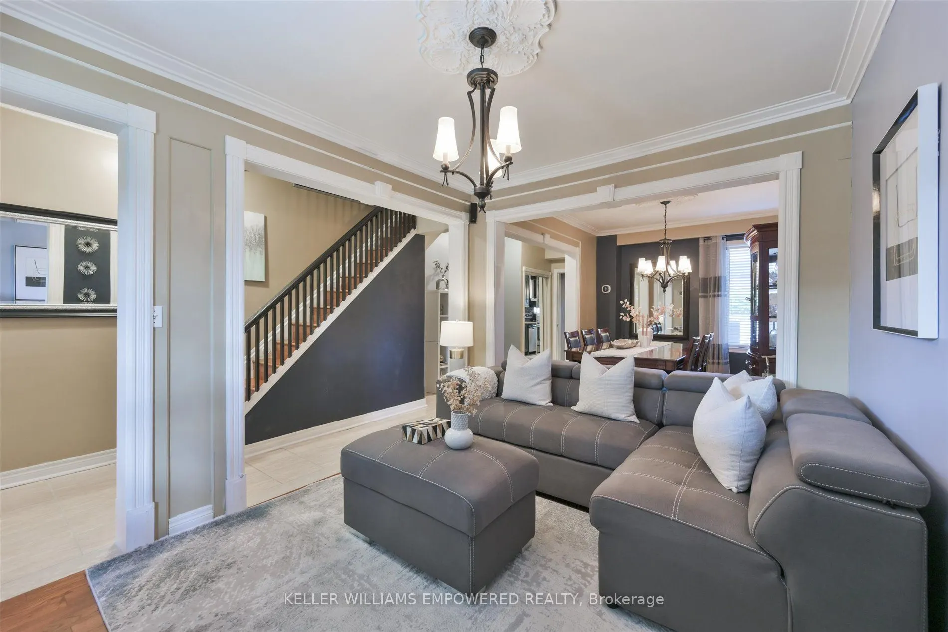 219 Earlscourt Avenue