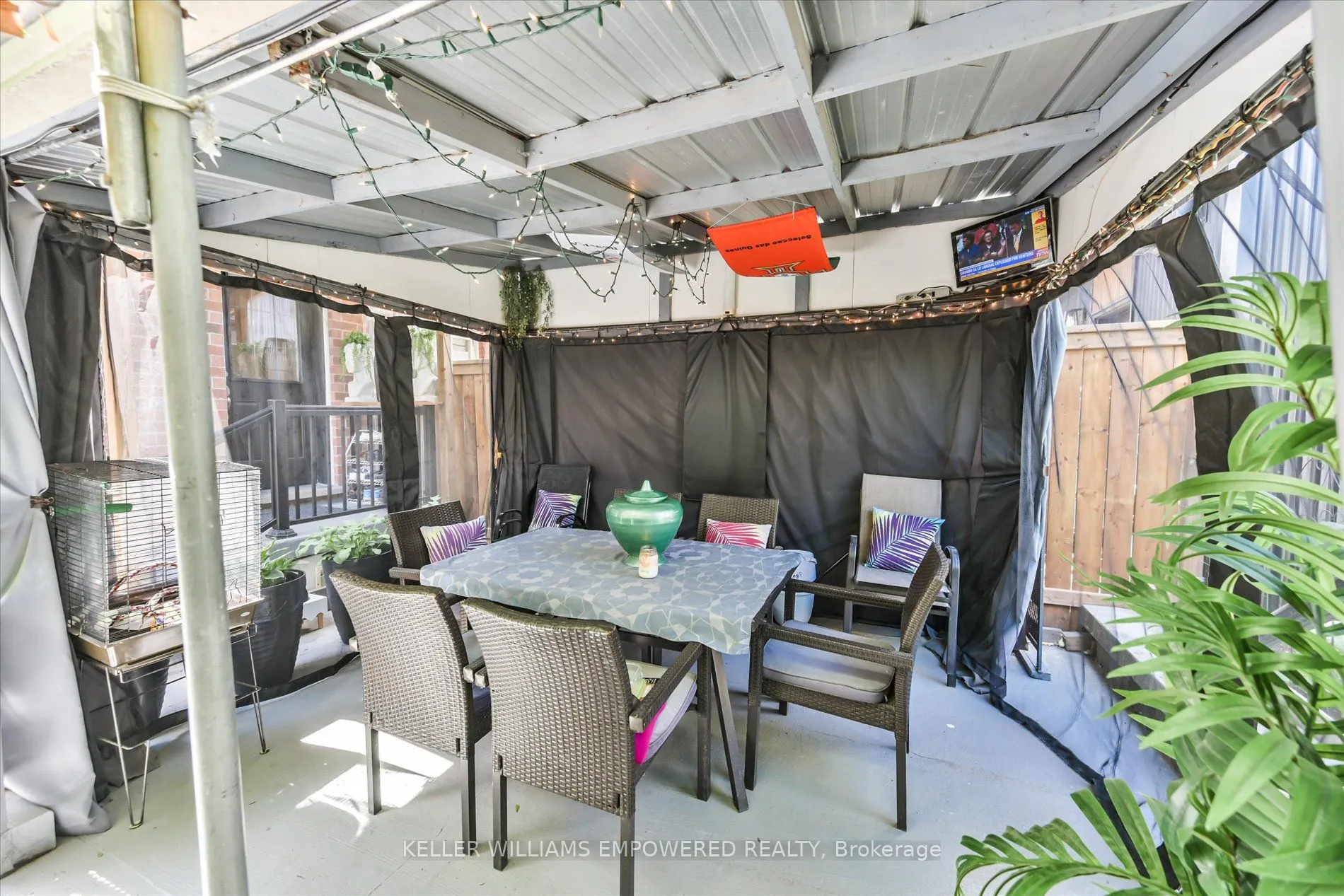 219 Earlscourt Avenue