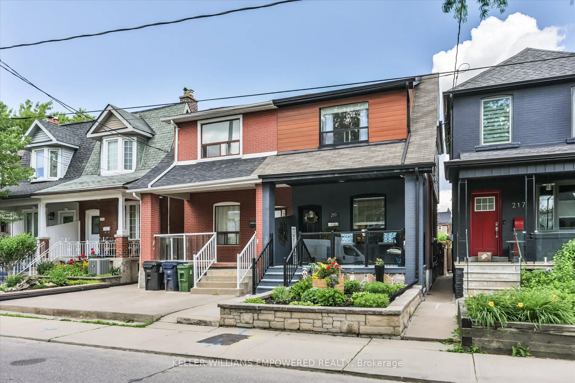 219 Earlscourt Avenue