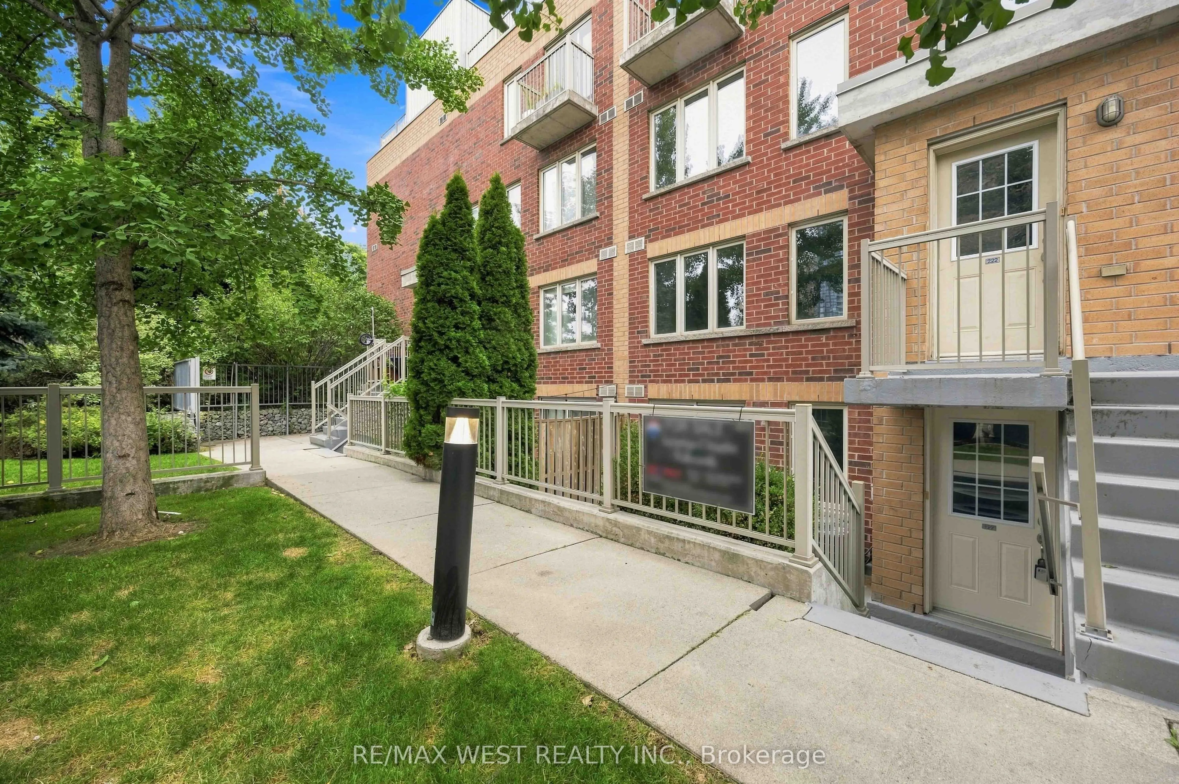 20 Elsie Lane #122