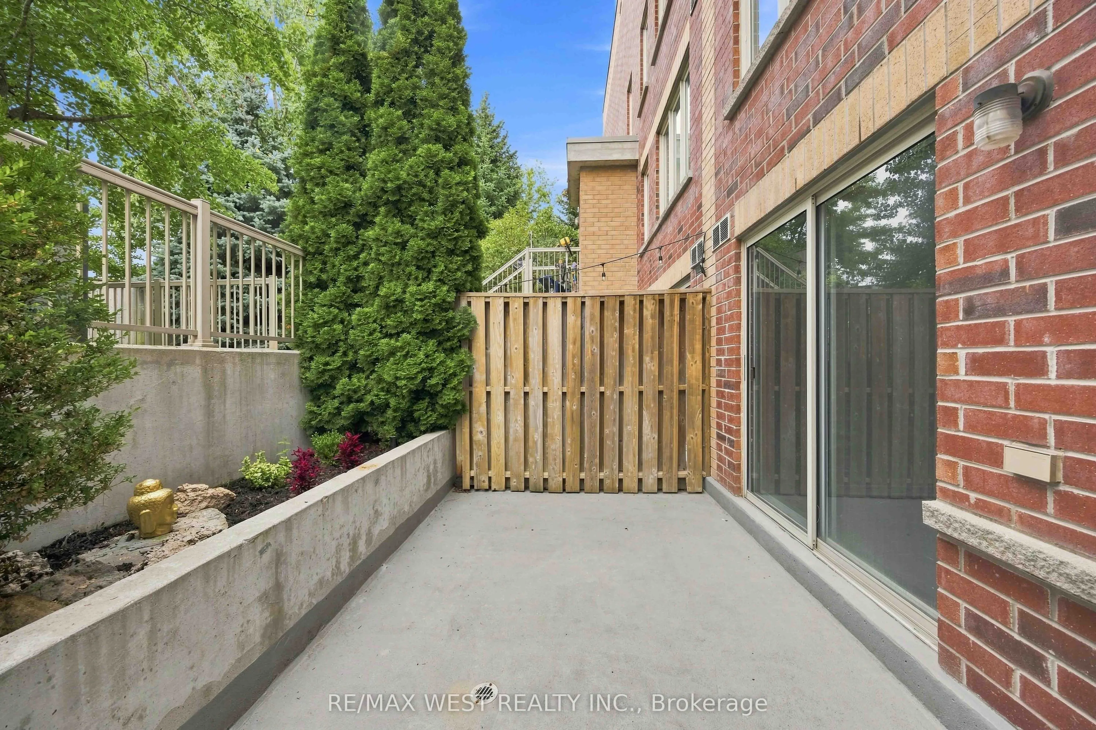 20 Elsie Lane #122