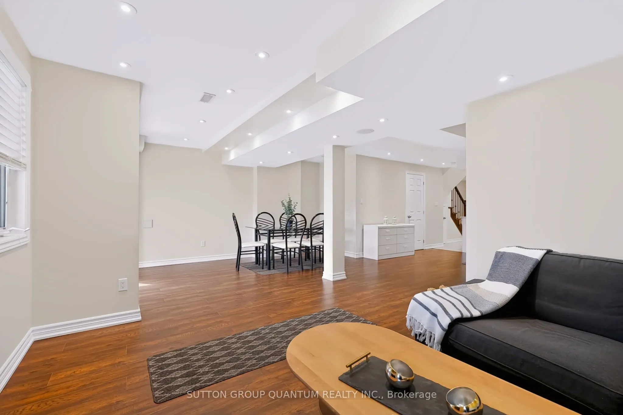 1487 Rolph Terrace