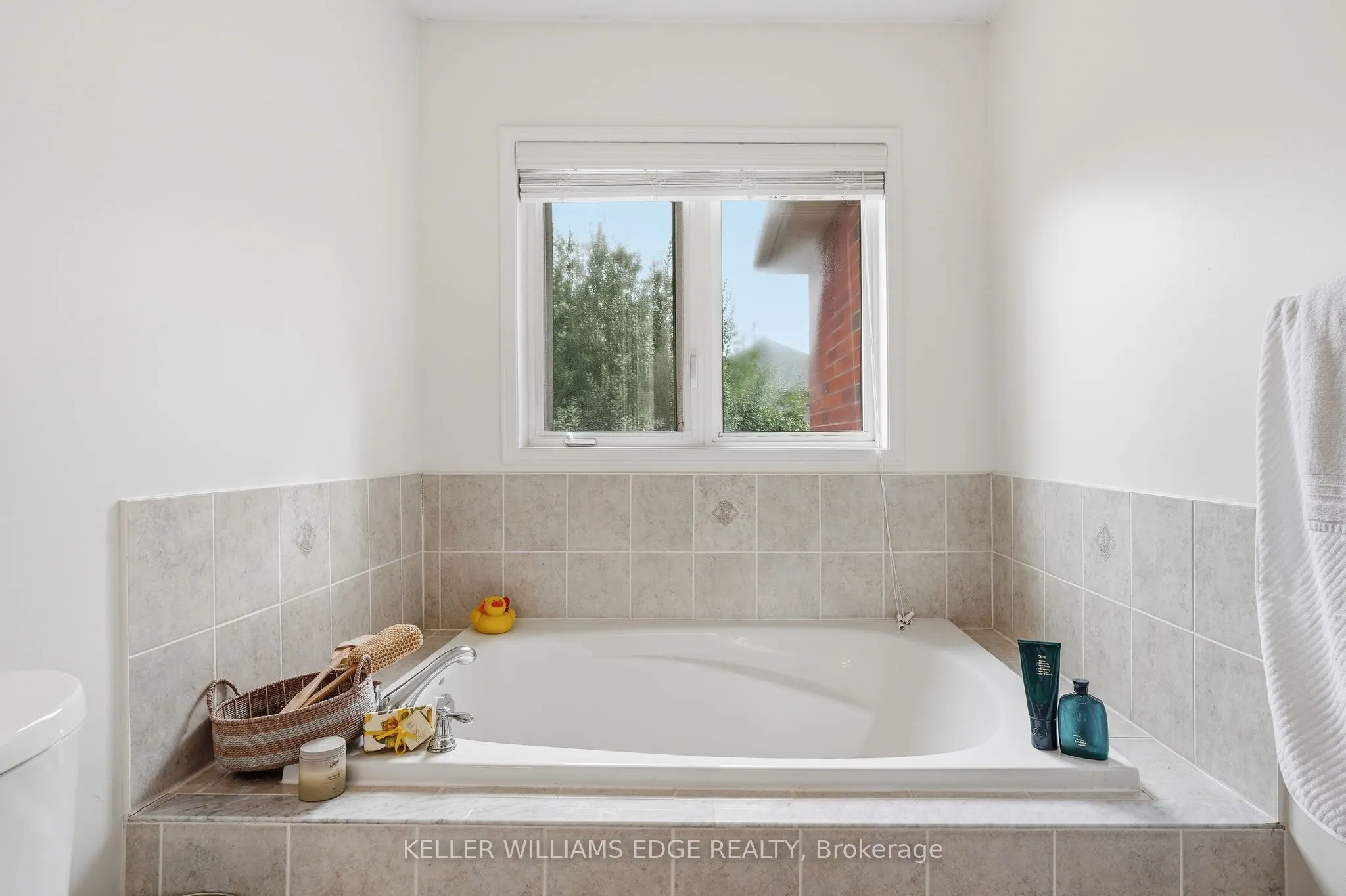 4828 Verdi Street