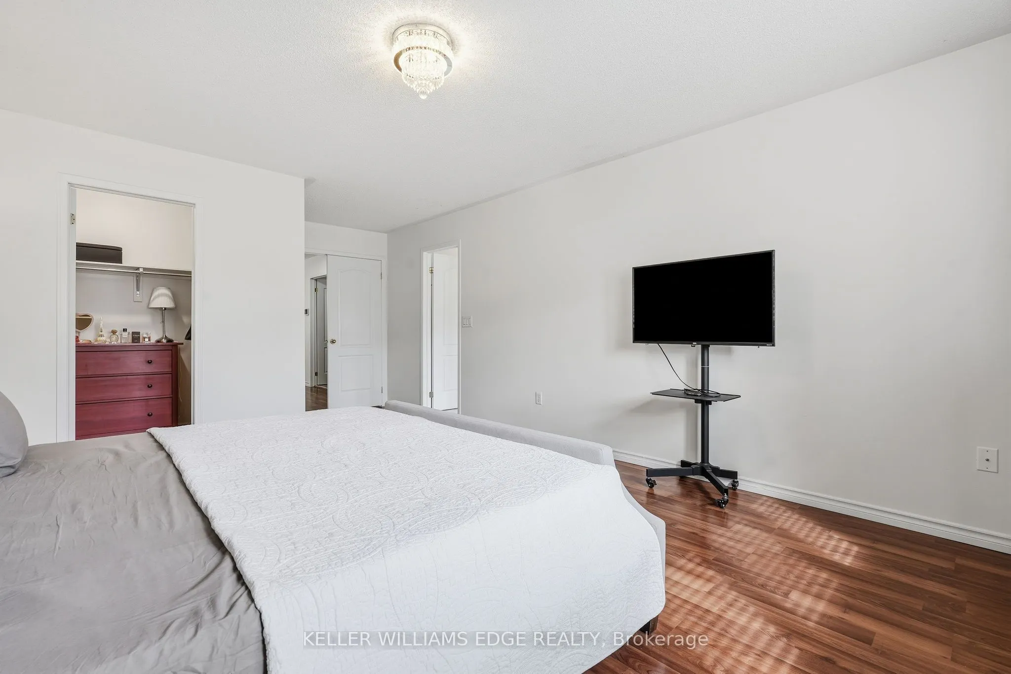 4828 Verdi Street