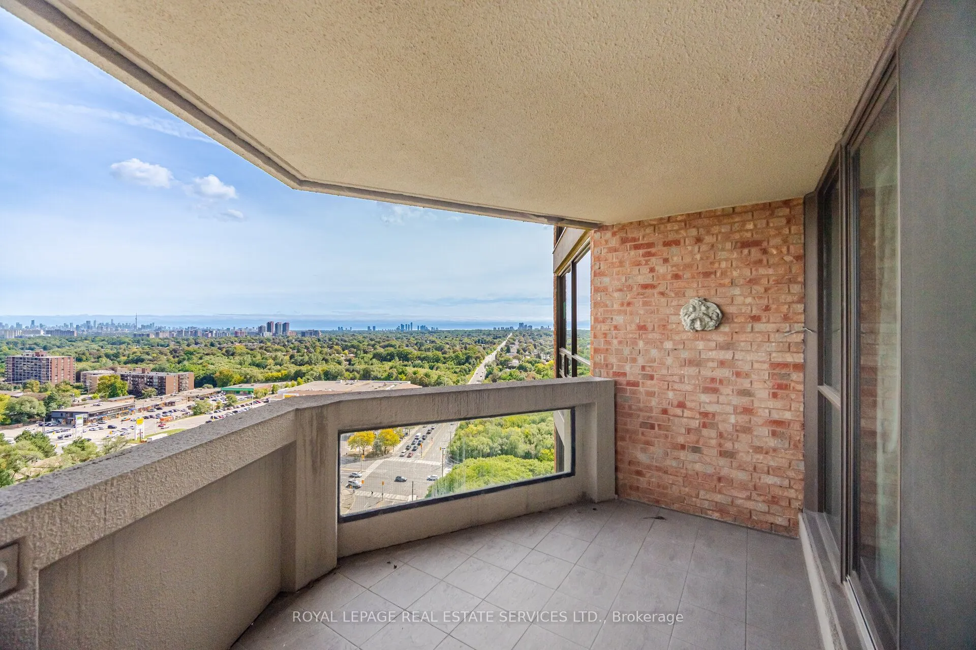 2010 Islington Avenue #2305