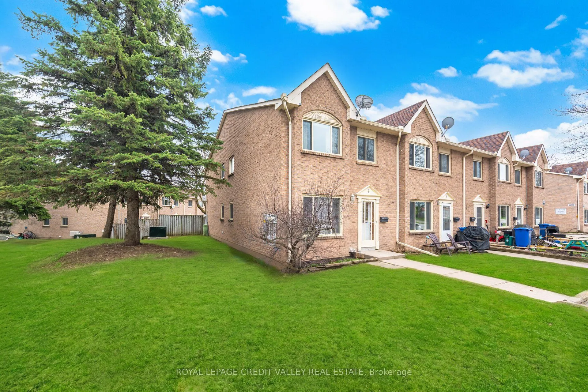 2 Parkview Drive #4