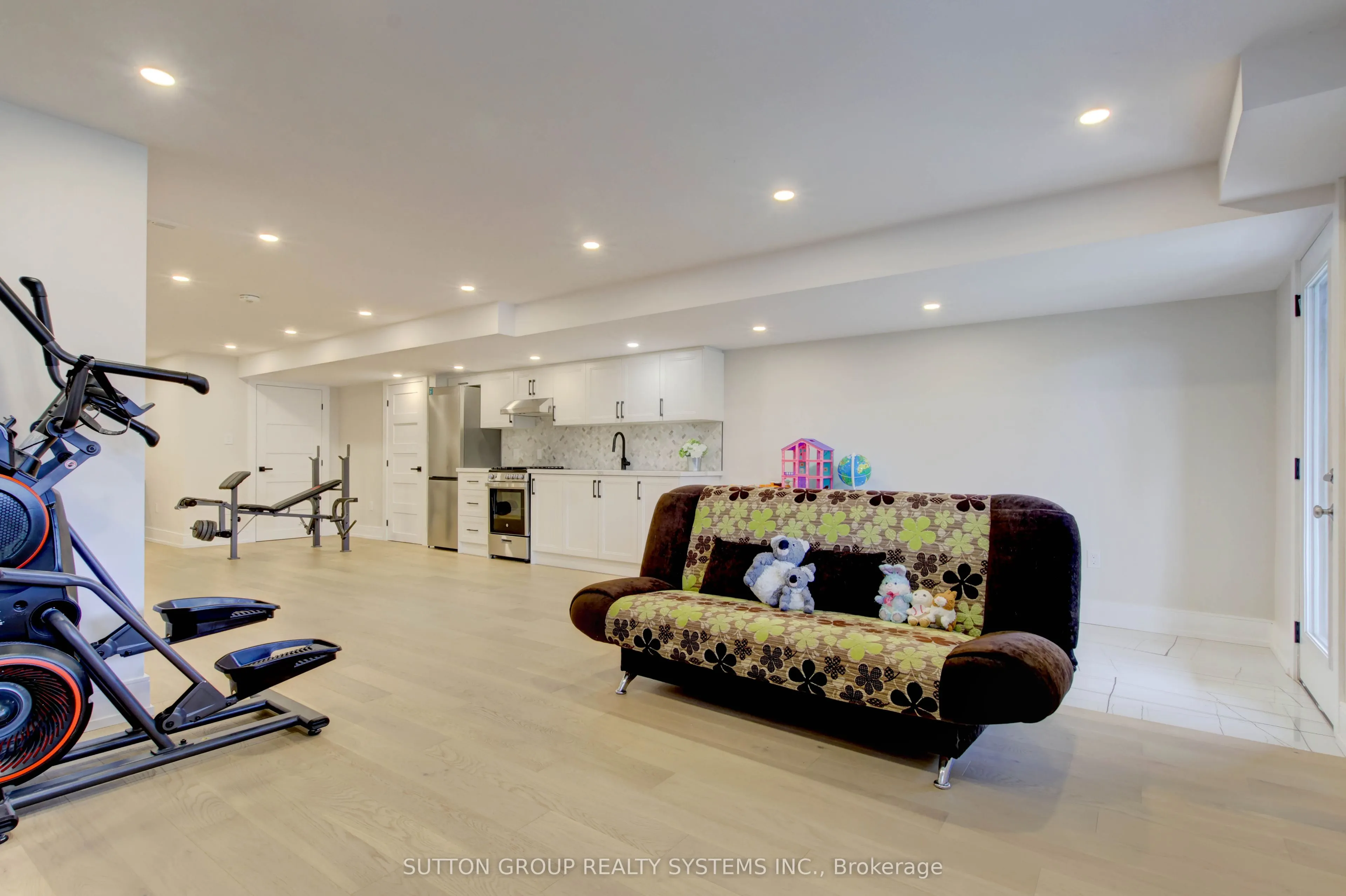 3139 Riverpath Common #14