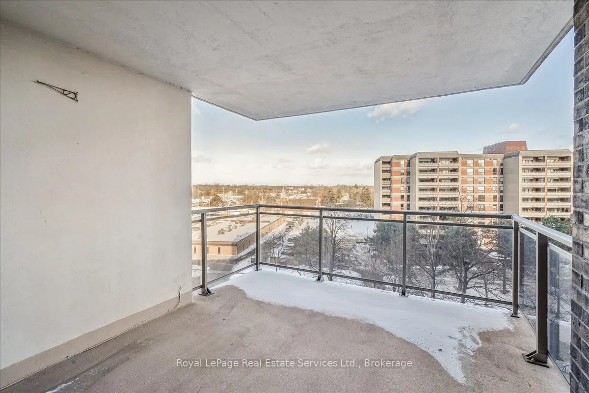 966 Inverhouse Drive #812