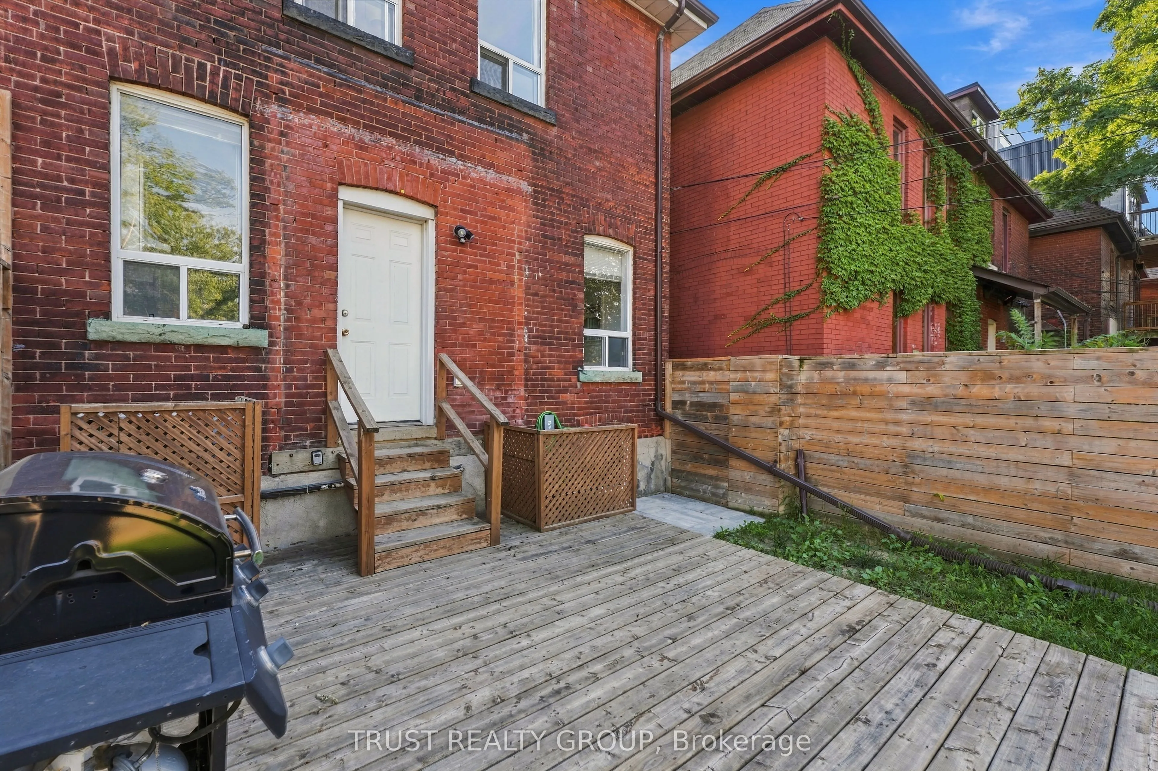 2279 Dundas Street W #Main & Basement