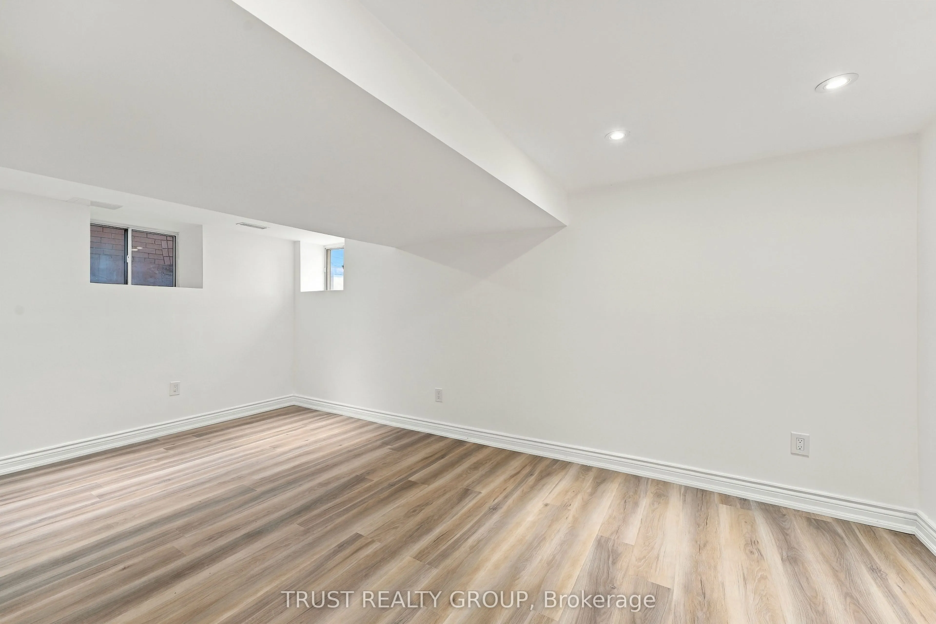 2279 Dundas Street W #Main & Basement