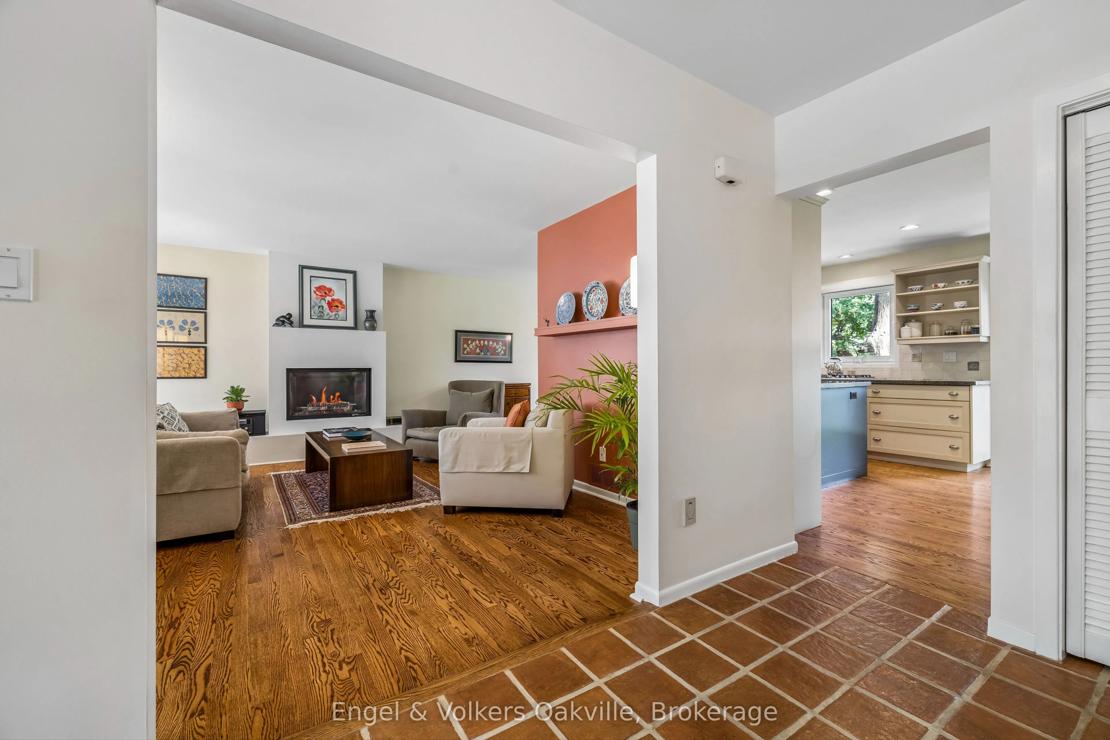 1170 Conyers Crescent