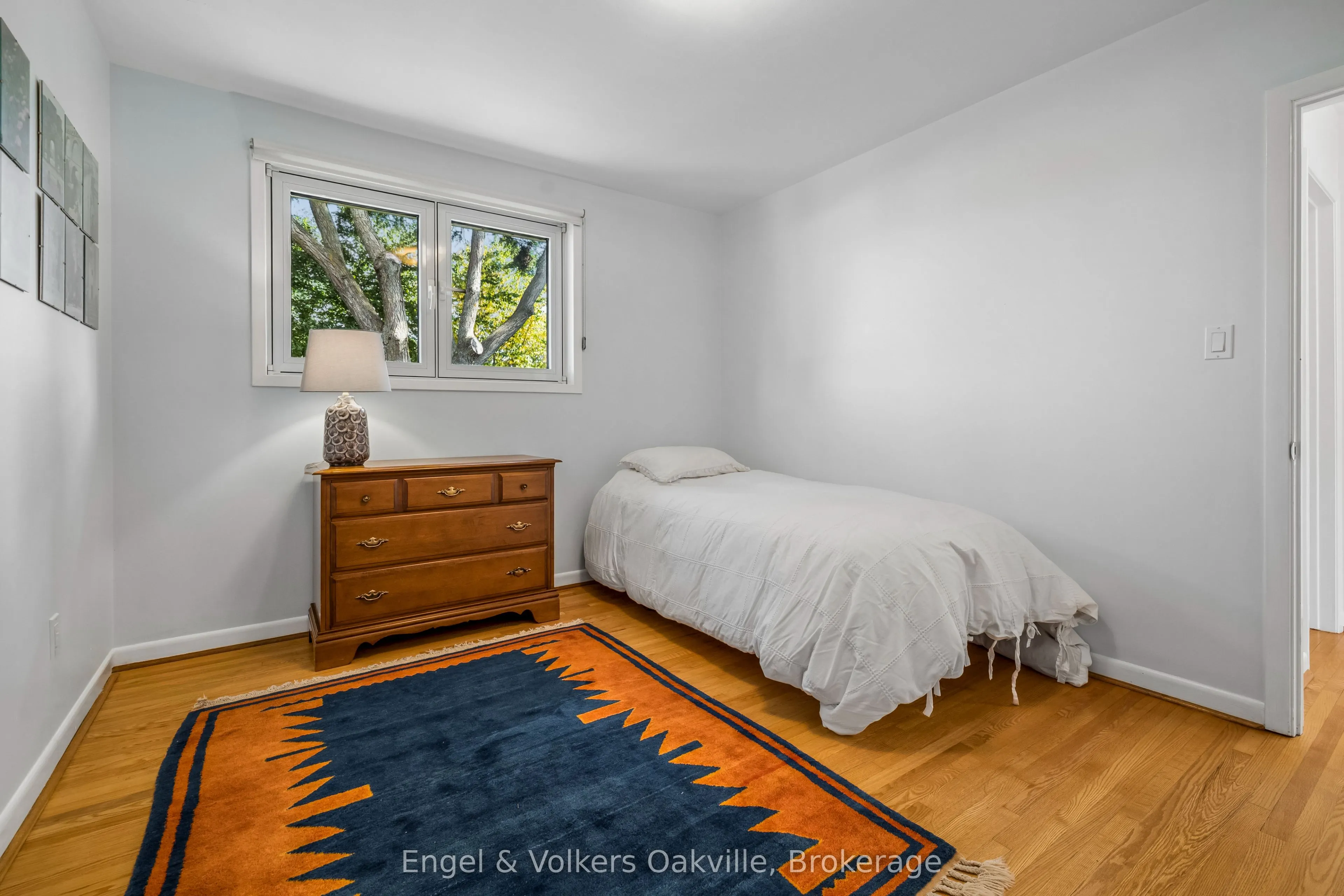 1170 Conyers Crescent