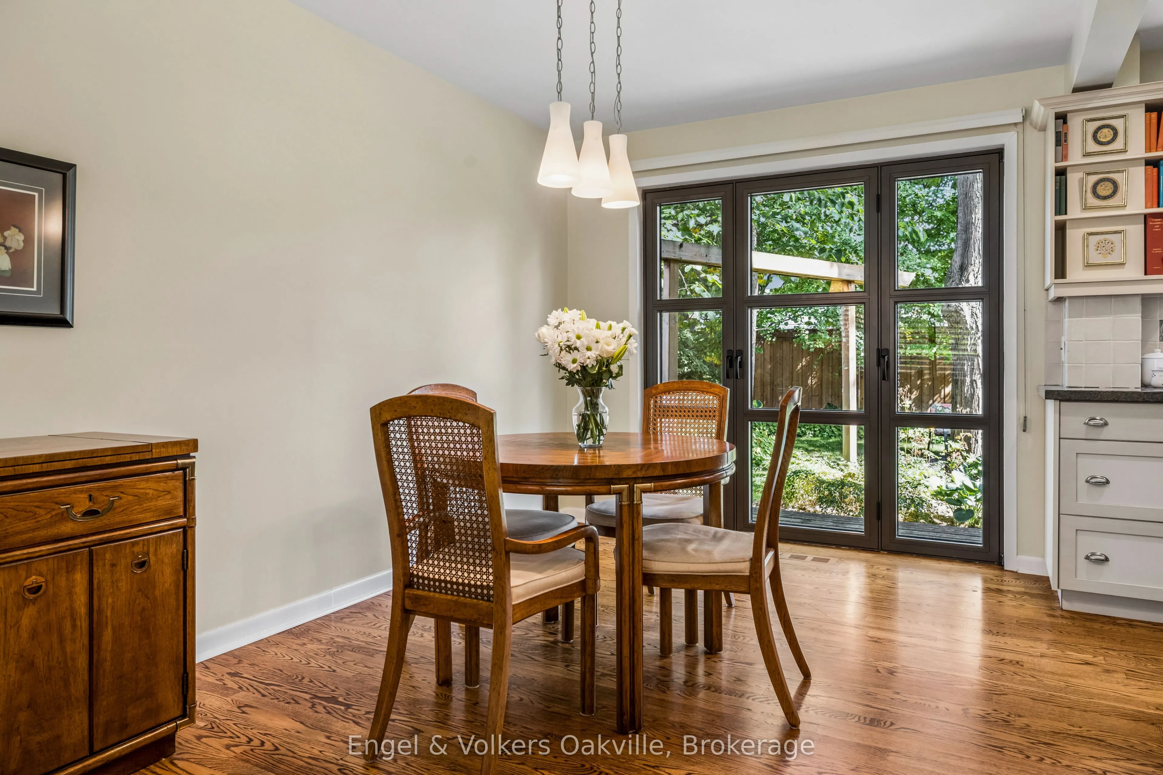 1170 Conyers Crescent