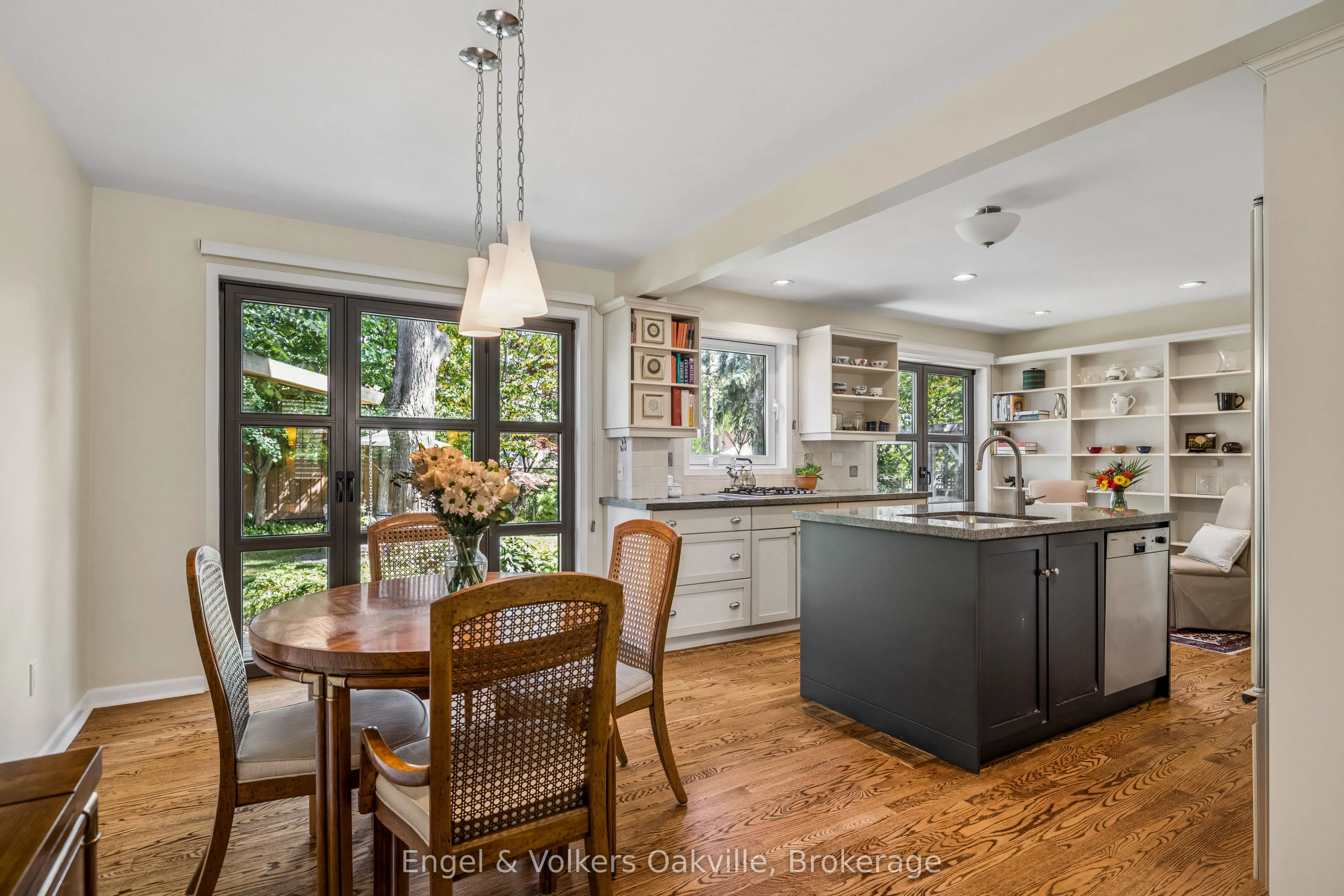 1170 Conyers Crescent
