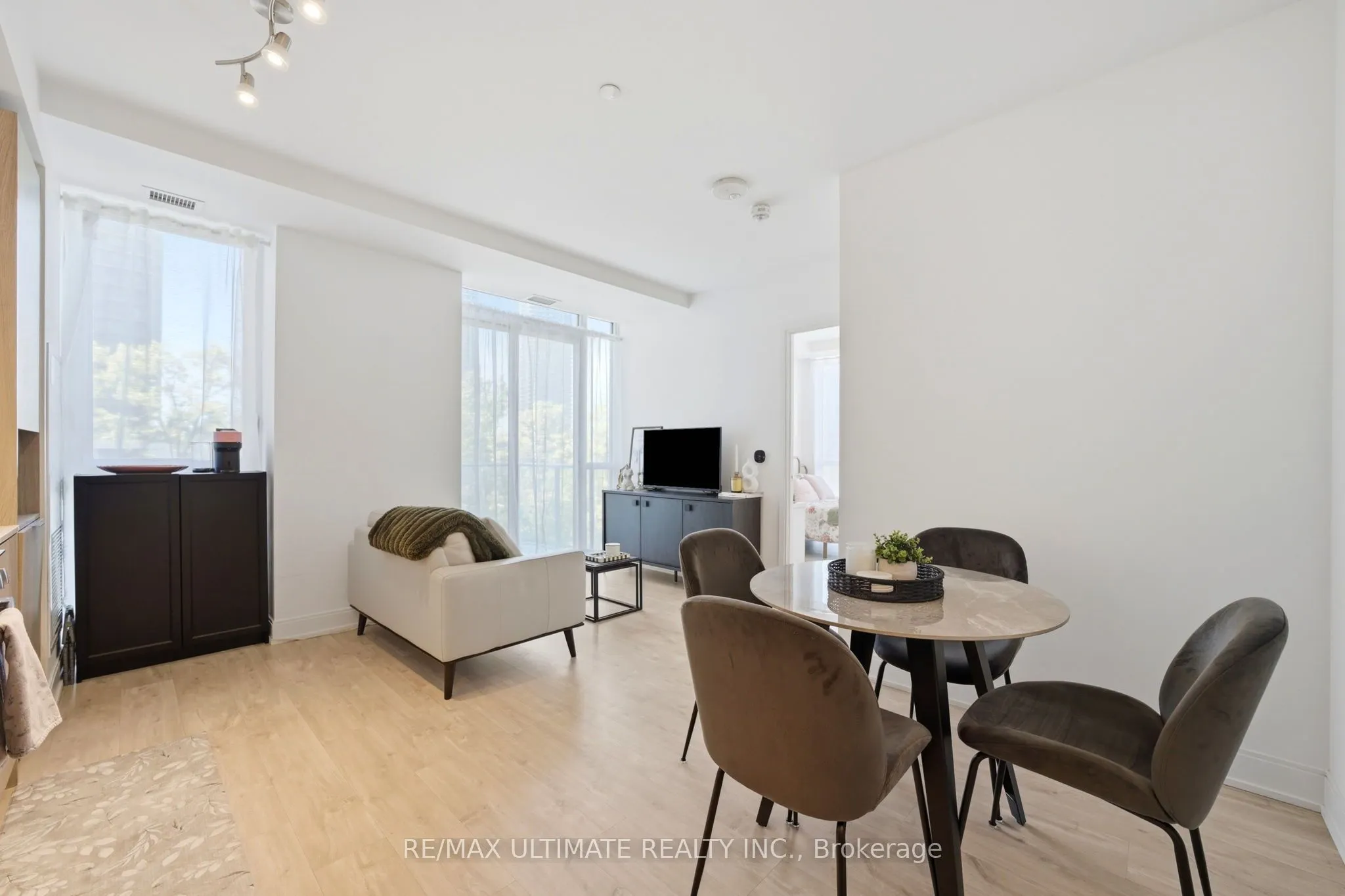 70 Annie Craig Drive #402
