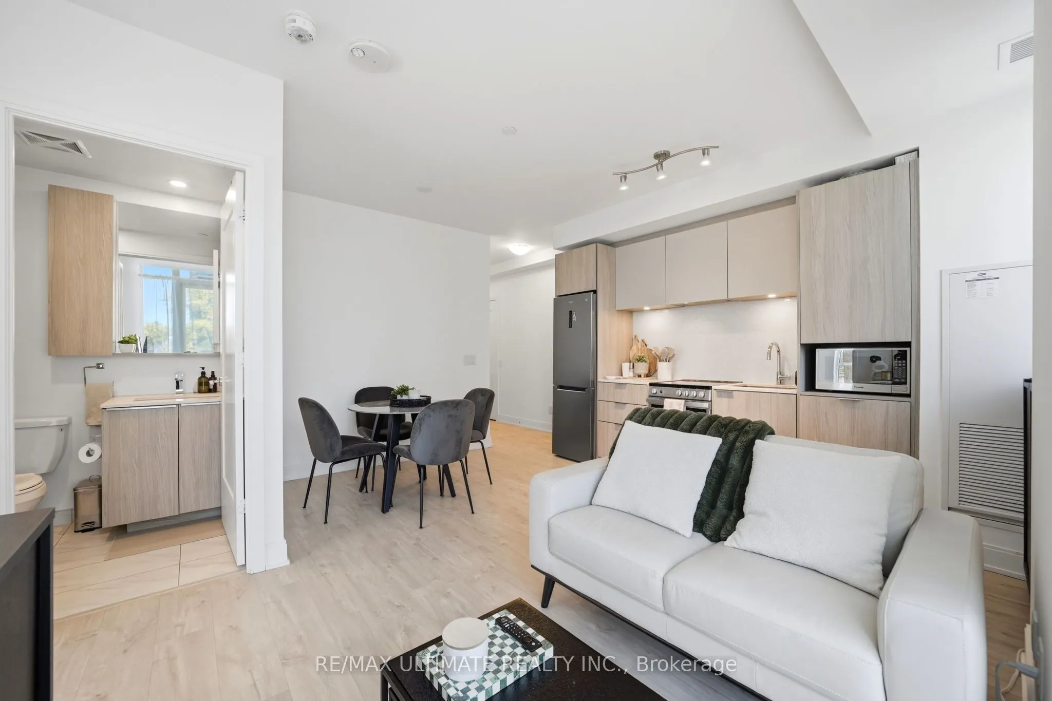 70 Annie Craig Drive #402