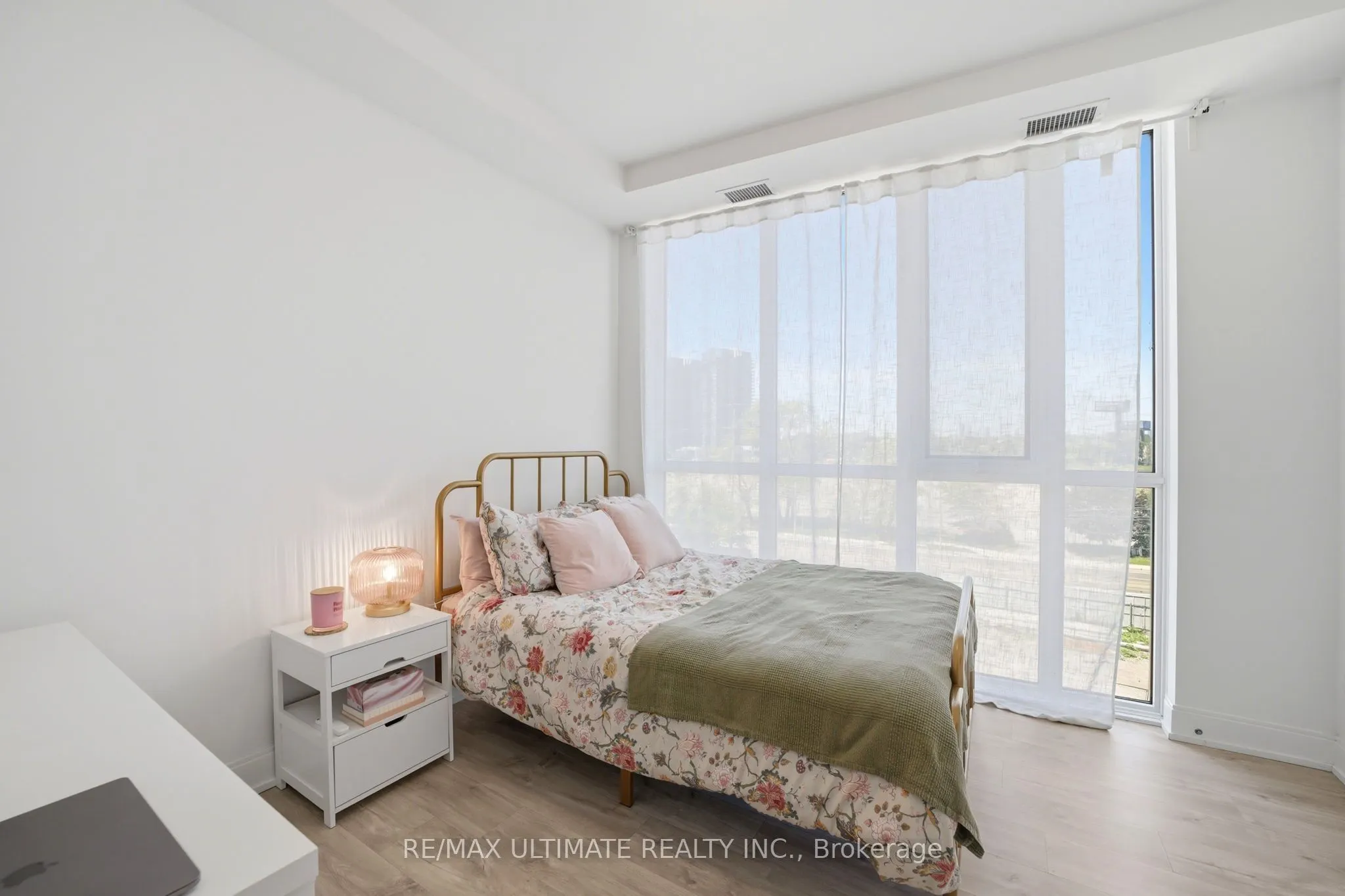 70 Annie Craig Drive #402