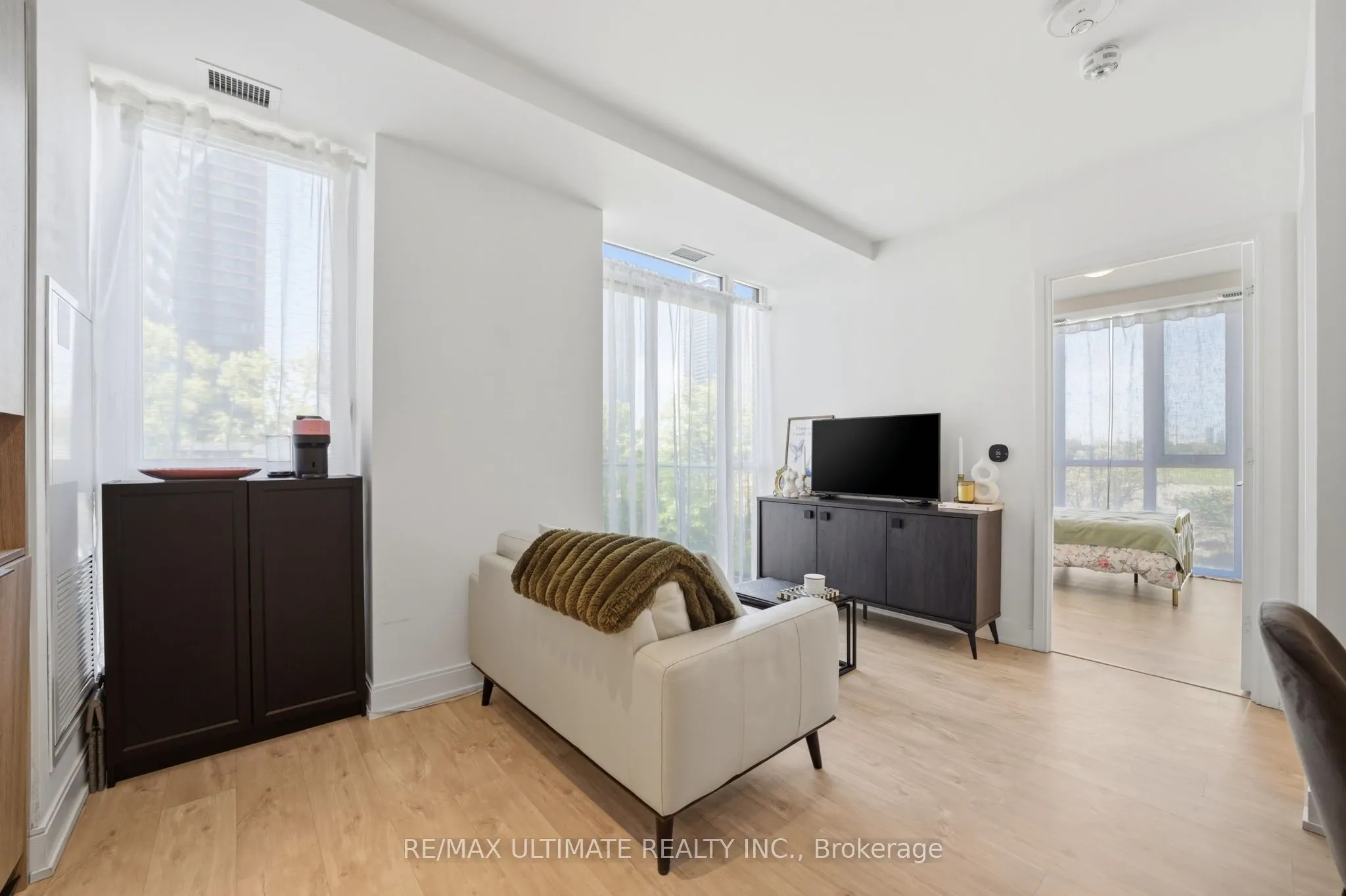 70 Annie Craig Drive #402