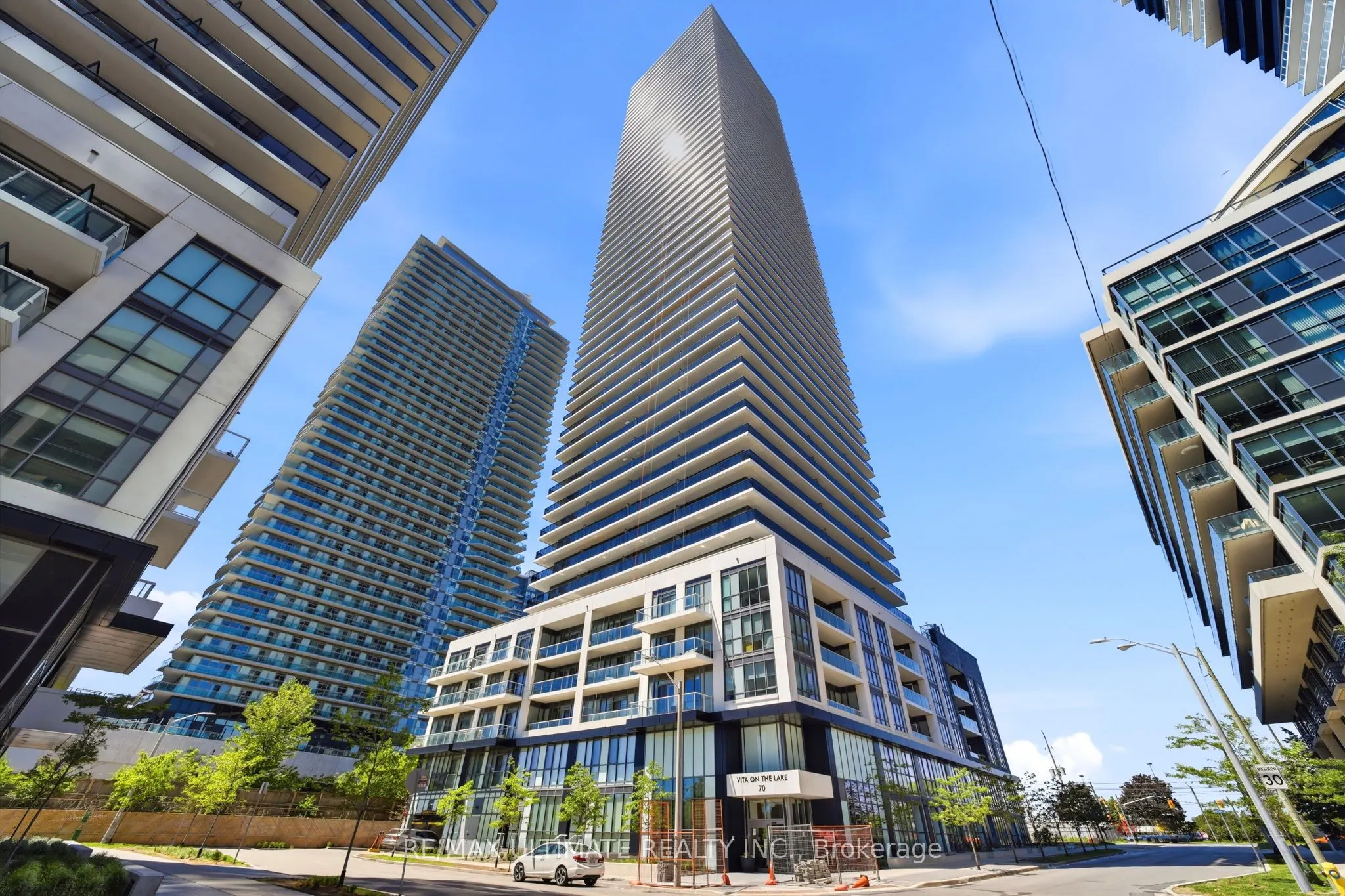 70 Annie Craig Drive #402