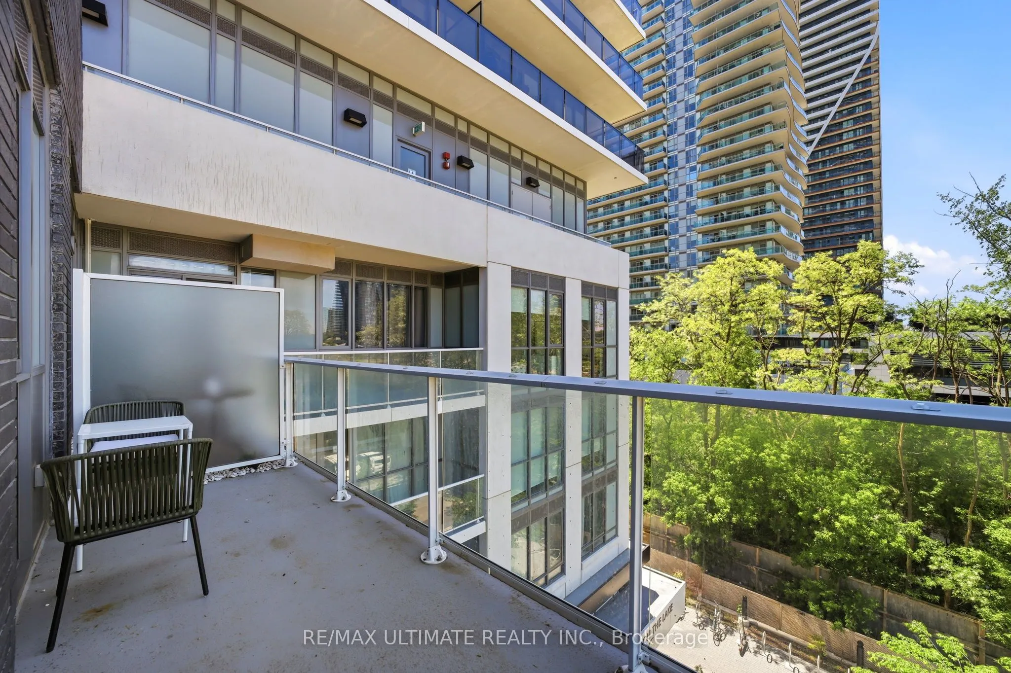 70 Annie Craig Drive #402