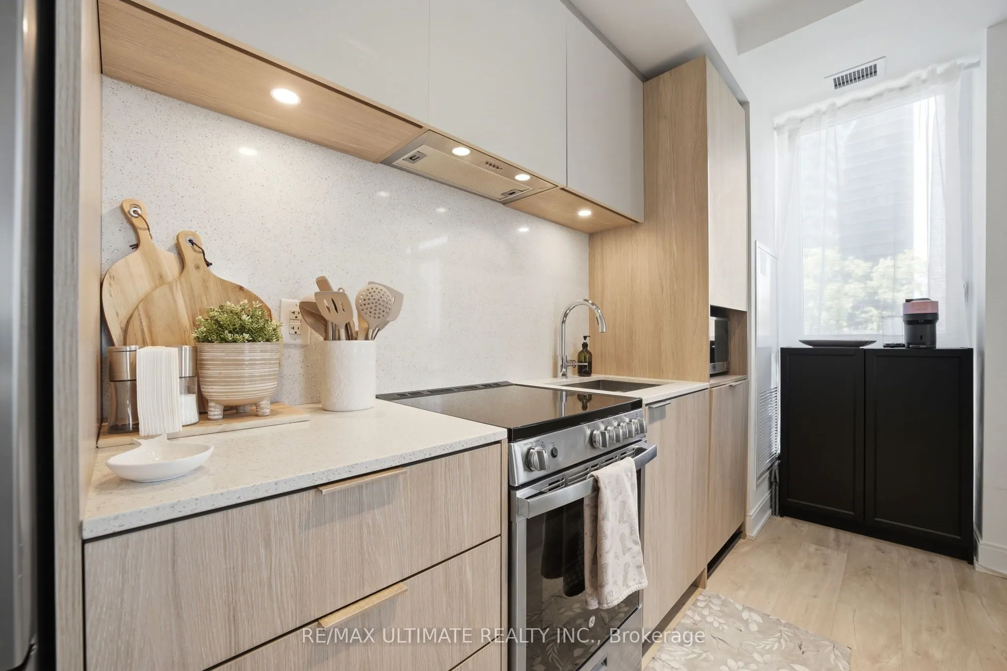 70 Annie Craig Drive #402