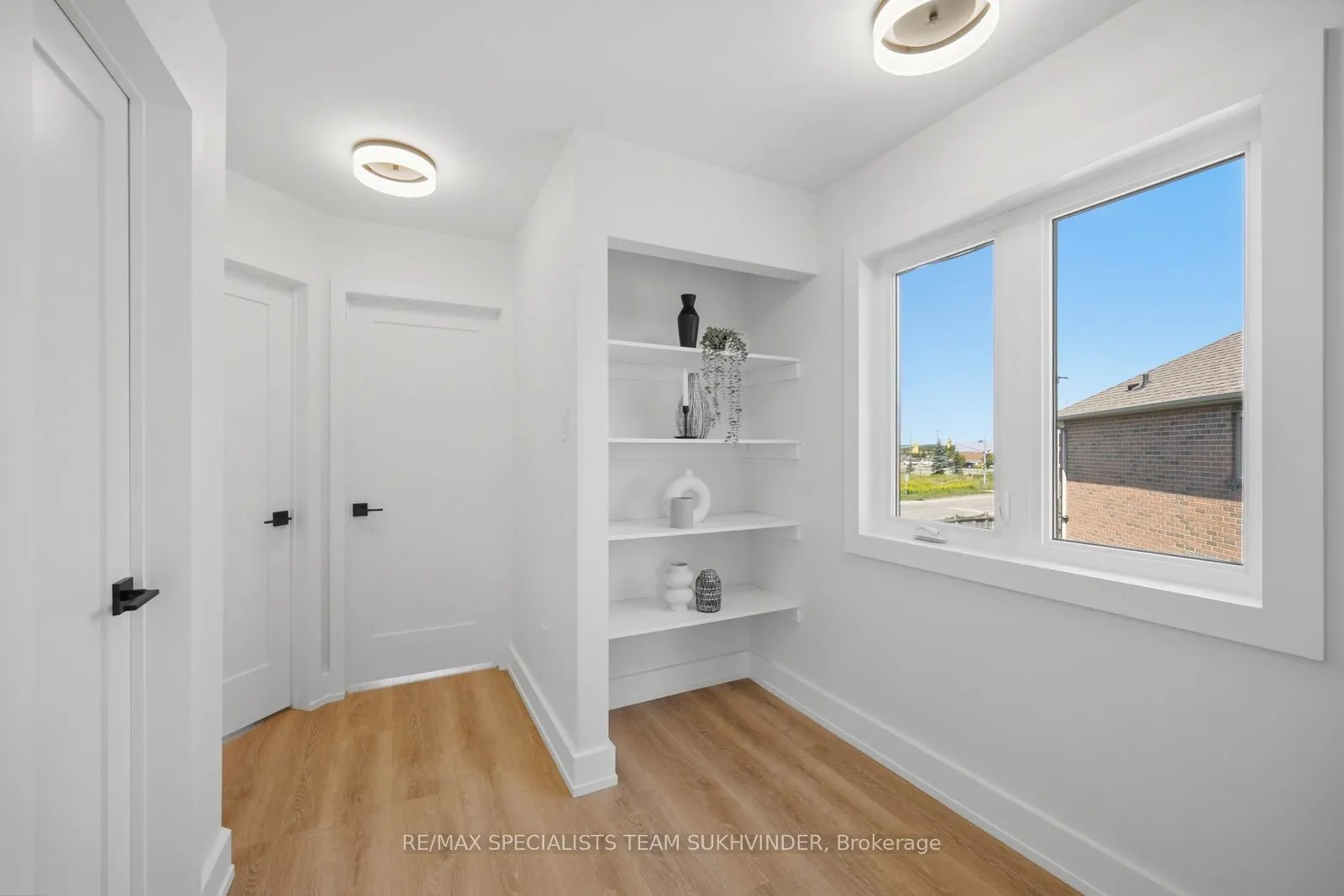 18 Alderbrook Place