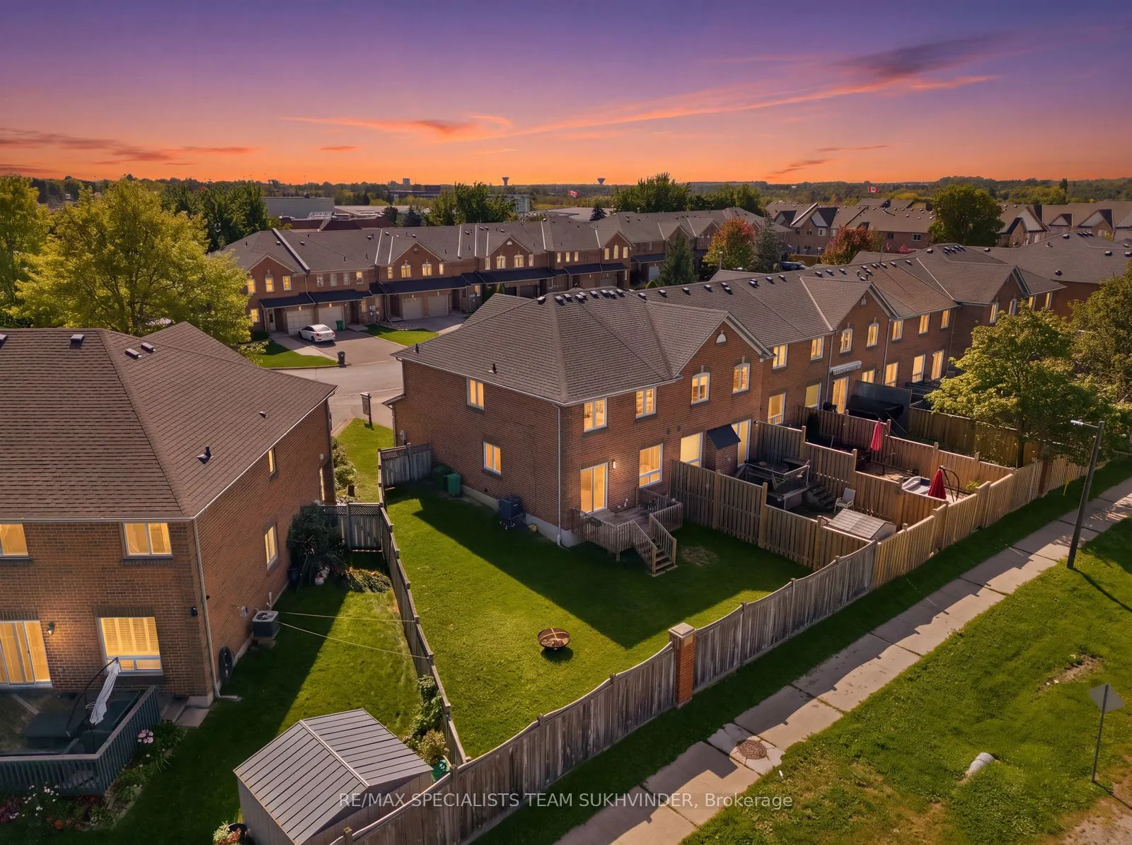 18 Alderbrook Place