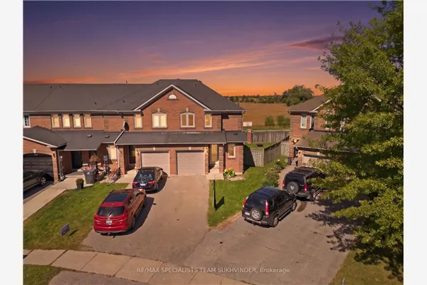18 Alderbrook Place