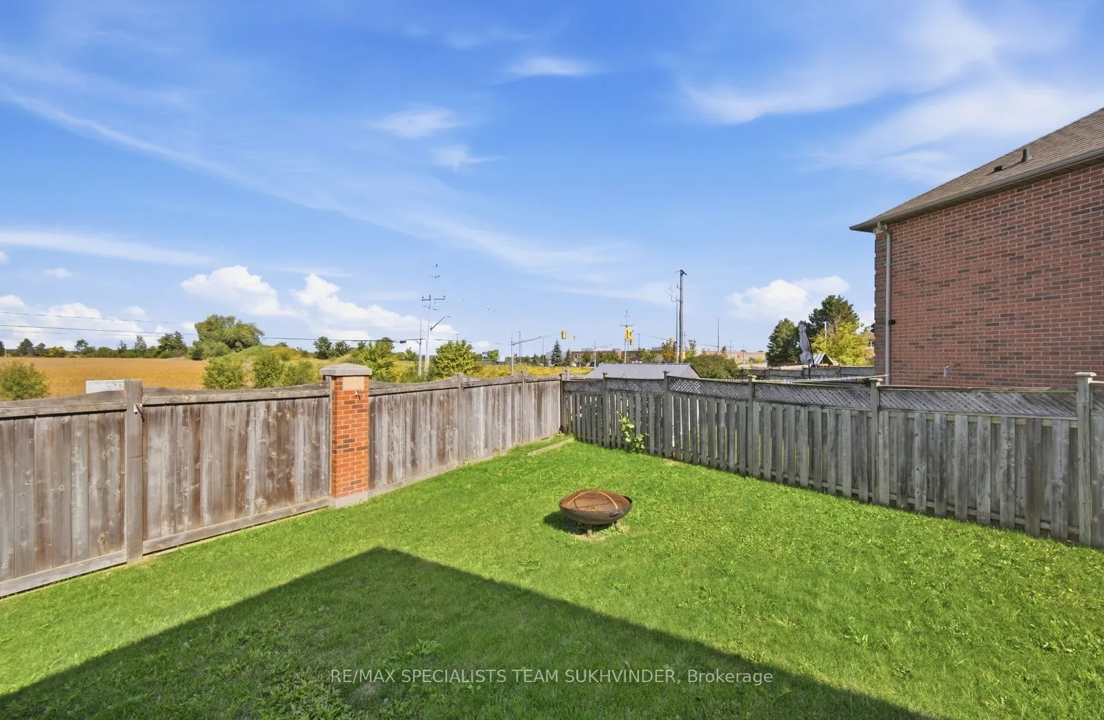 18 Alderbrook Place