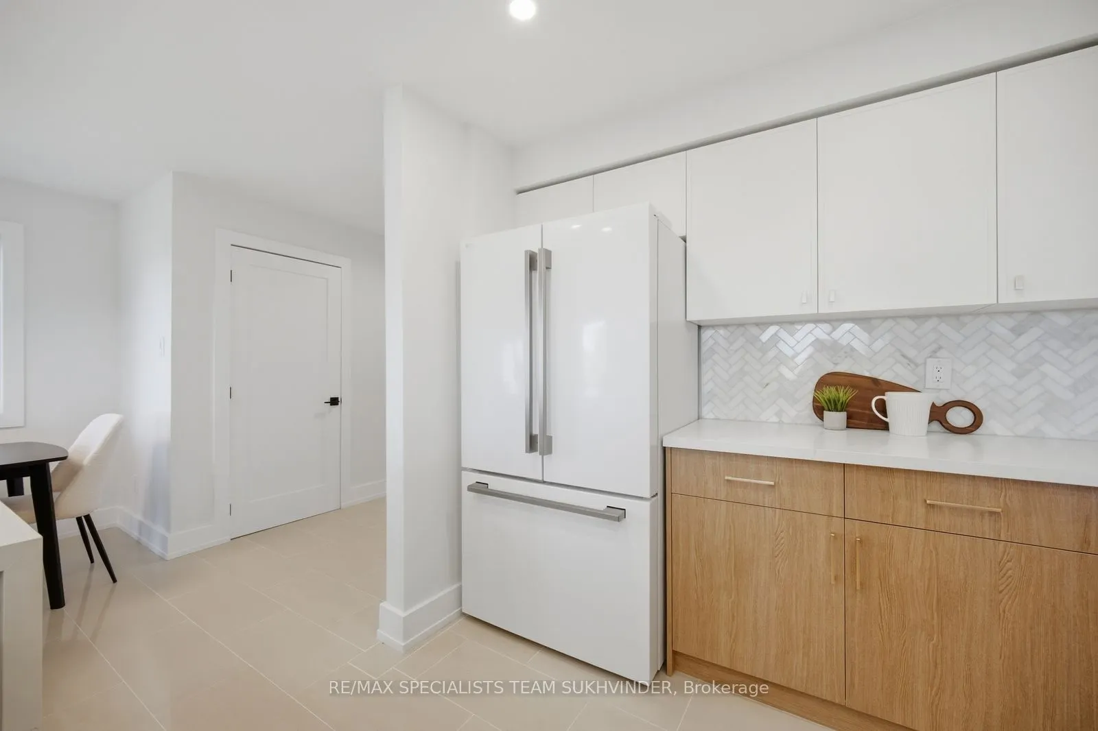 18 Alderbrook Place