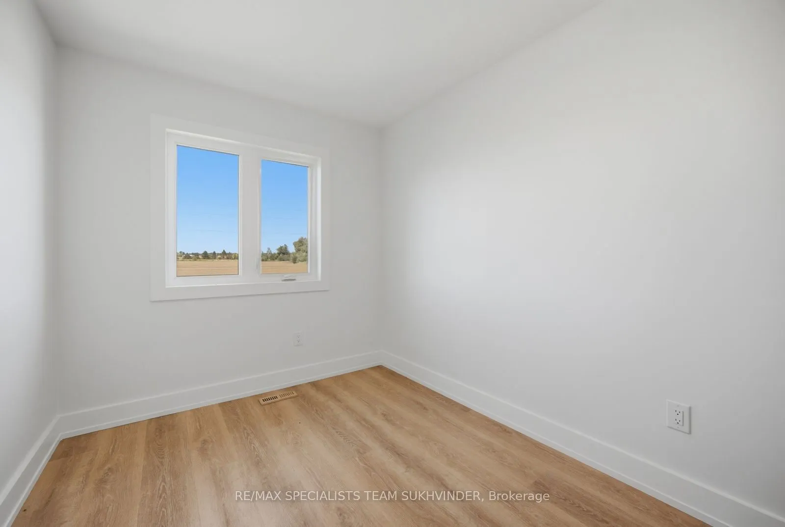 18 Alderbrook Place