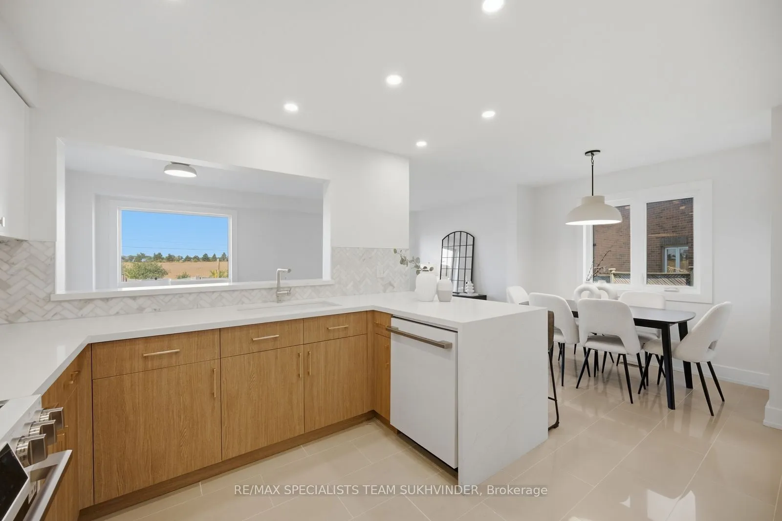 18 Alderbrook Place