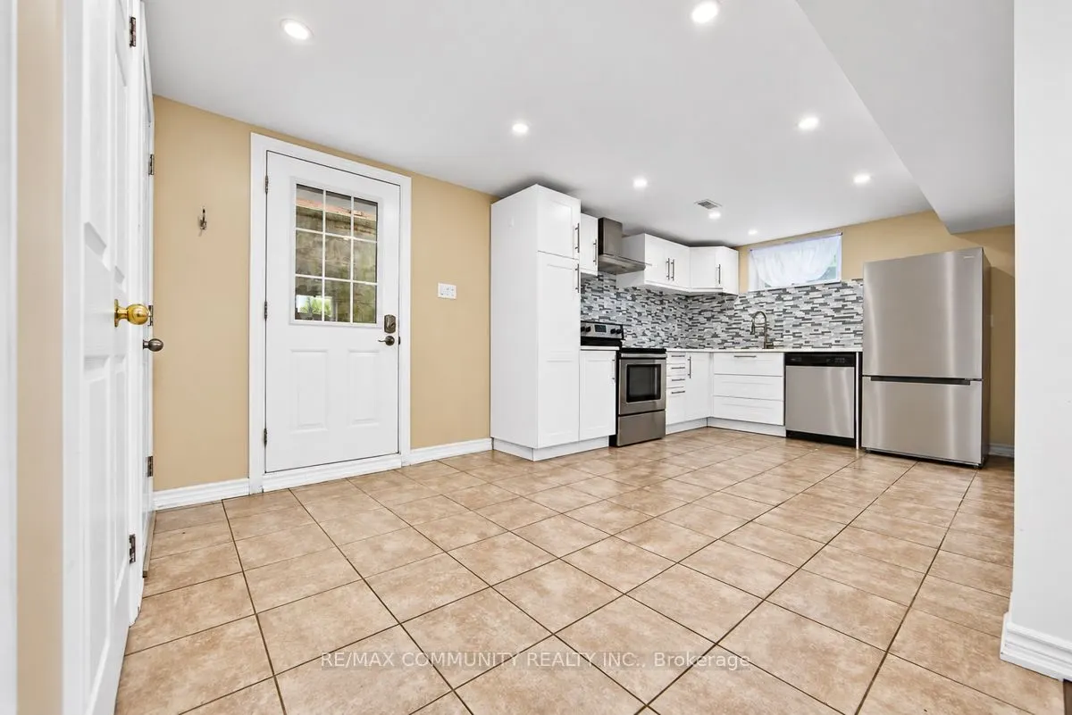 52 Maple Avenue #Bsmt