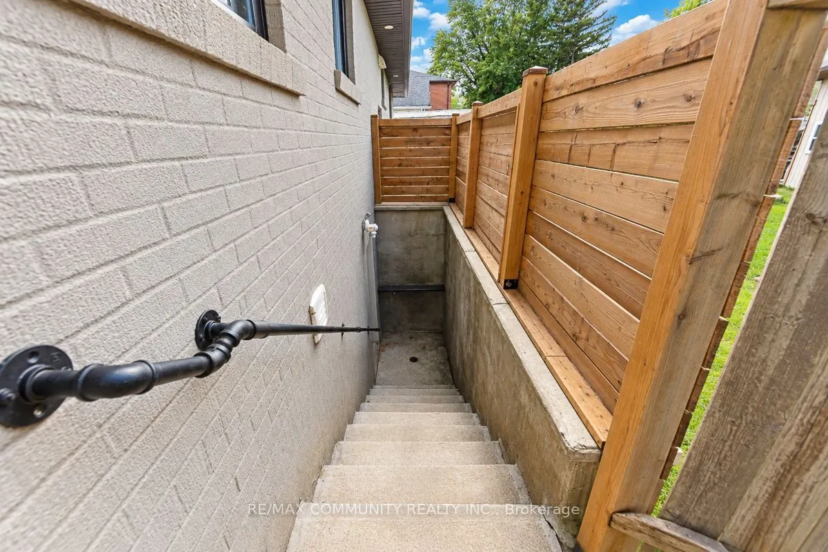 52 Maple Avenue #Bsmt