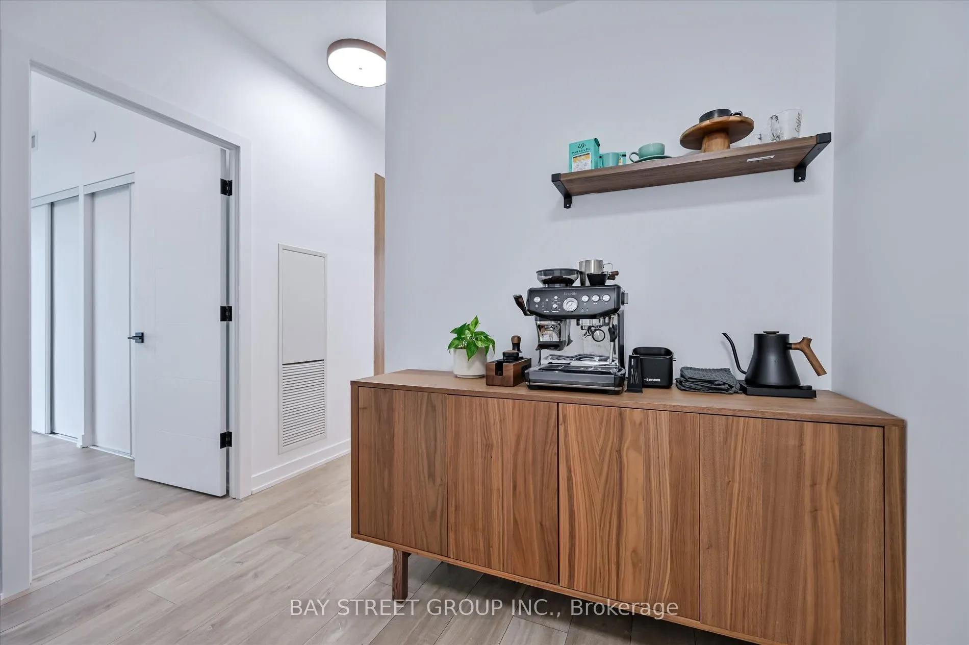 251 Manitoba Street #1604