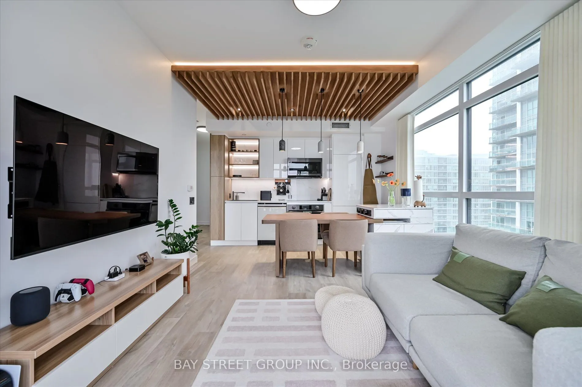 251 Manitoba Street #1604