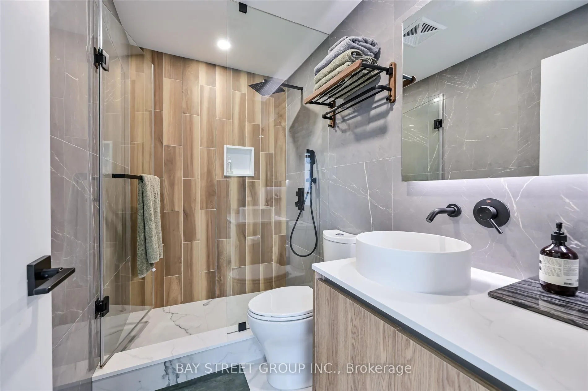 251 Manitoba Street #1604