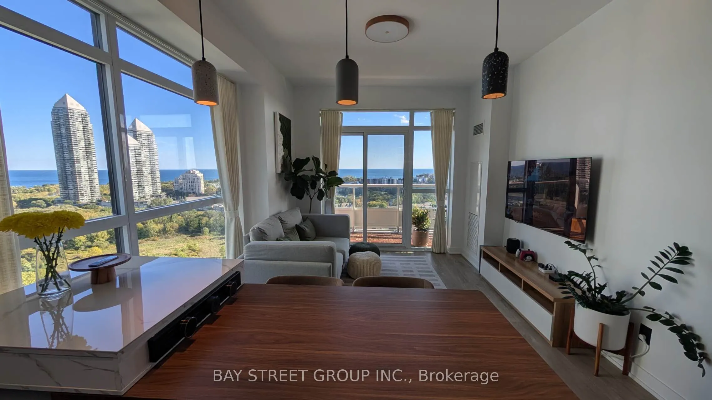 251 Manitoba Street #1604