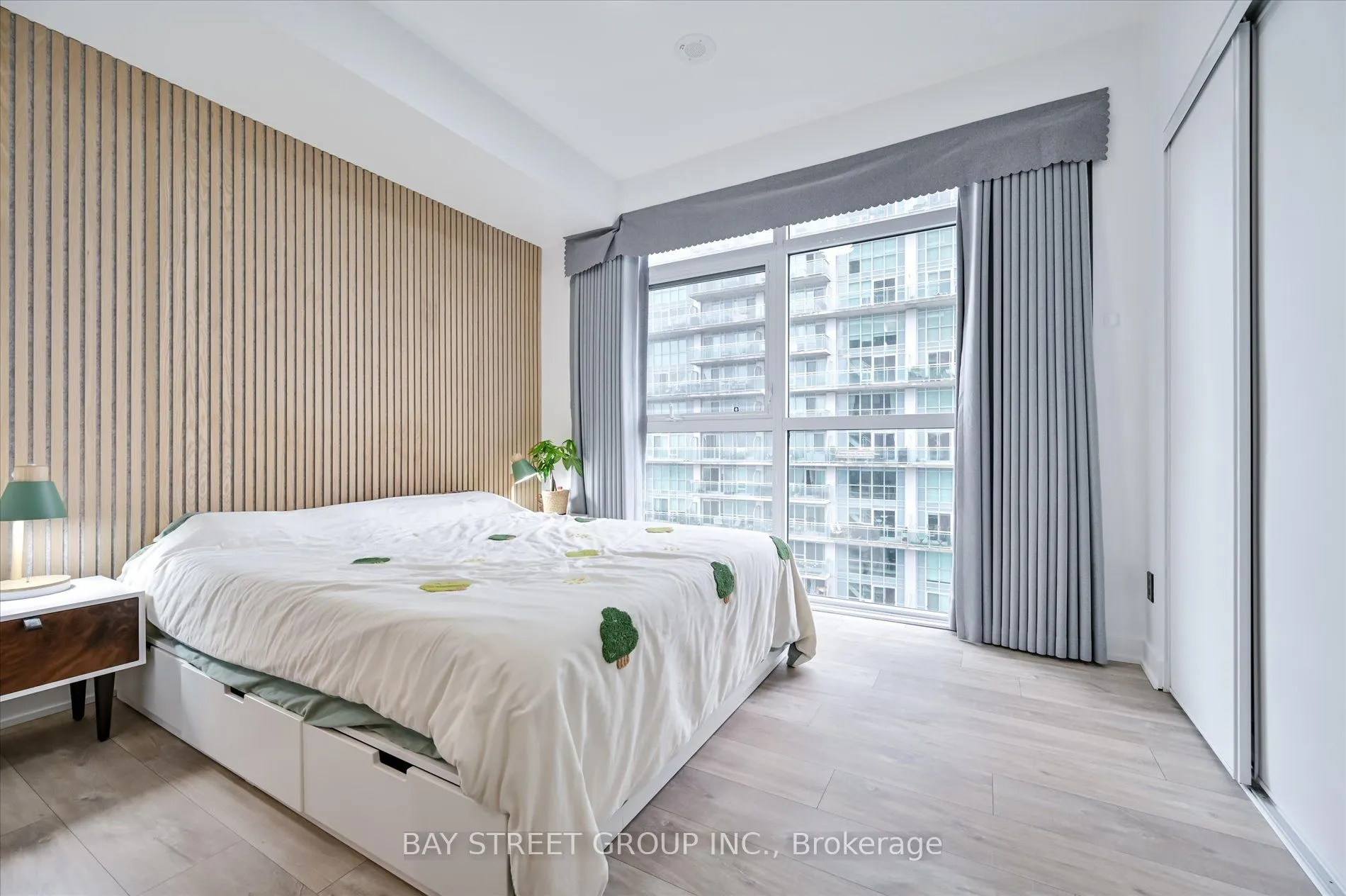 251 Manitoba Street #1604